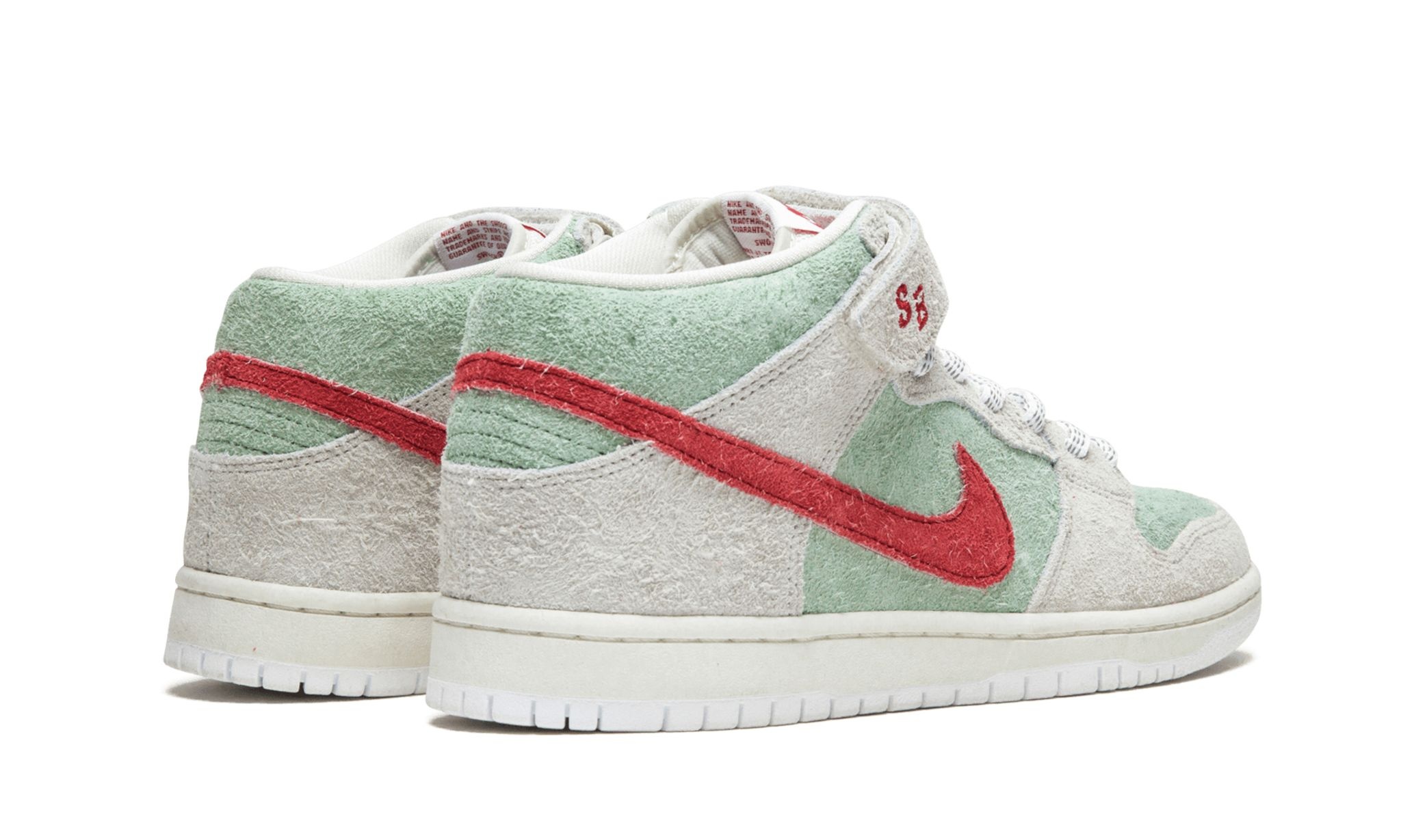 sb dunk white widow