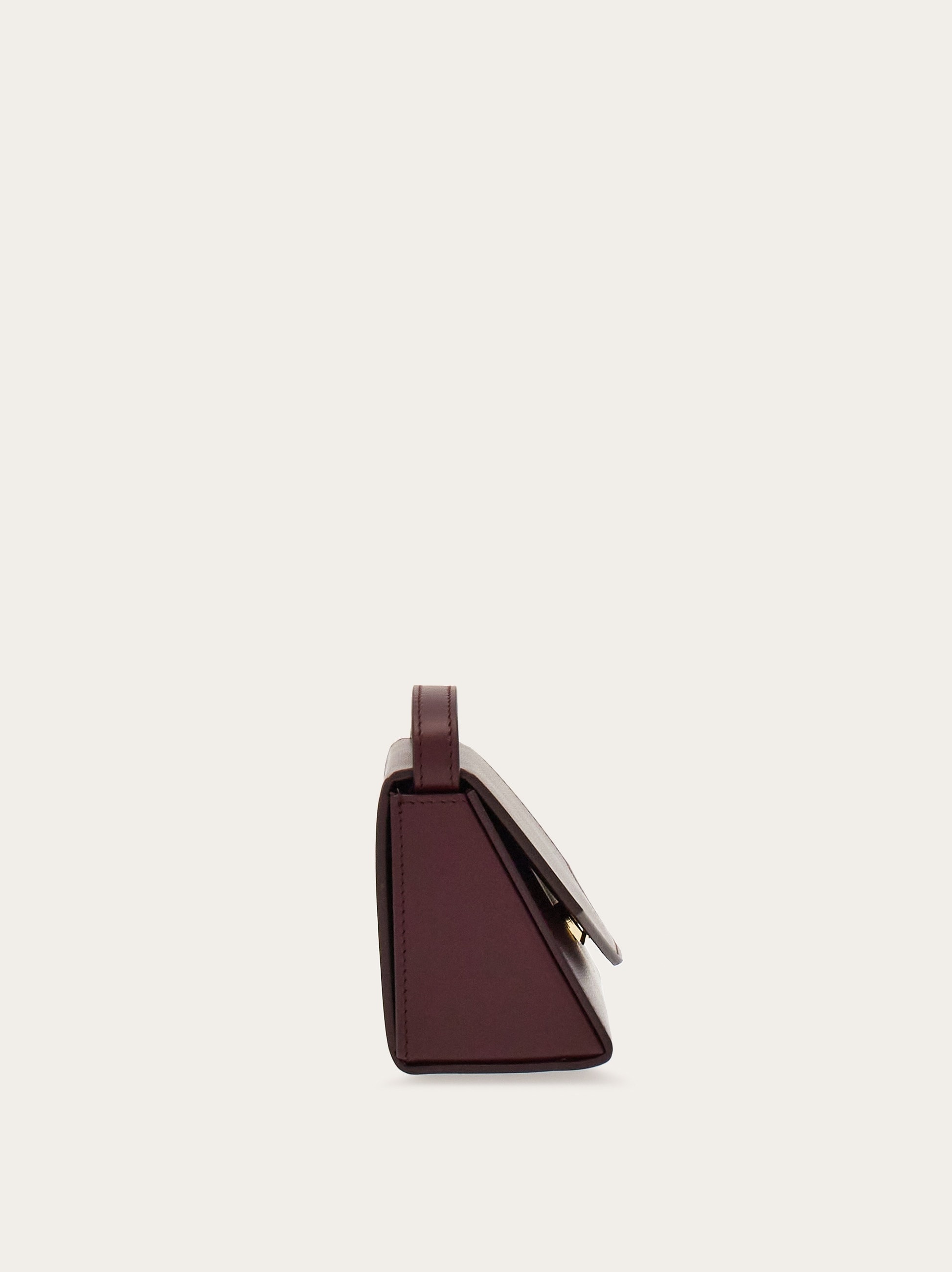 Compact crossbody bag 3