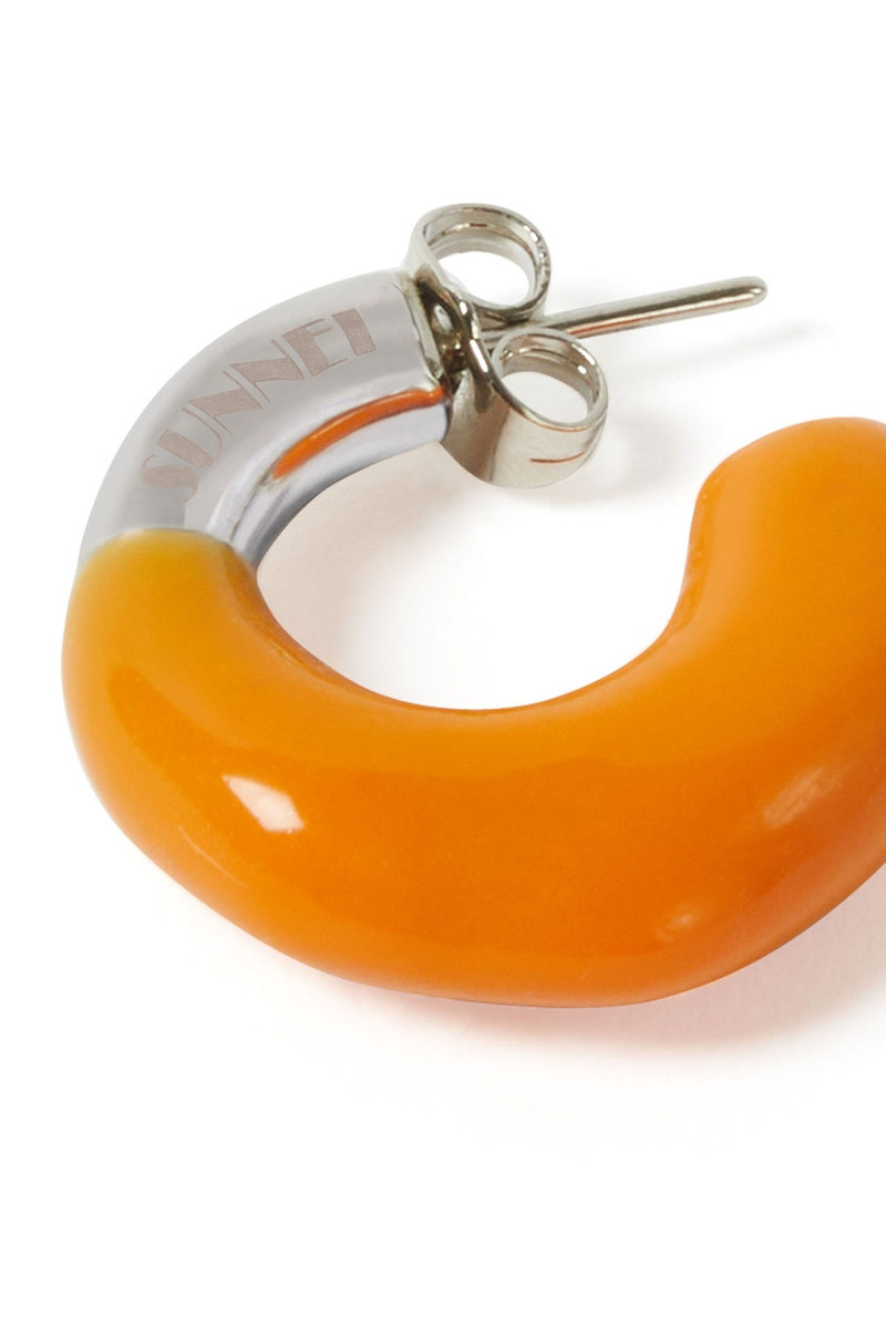 SUNNEI MINI RUBBERIZED EARRINGS SILVER / orange outlook