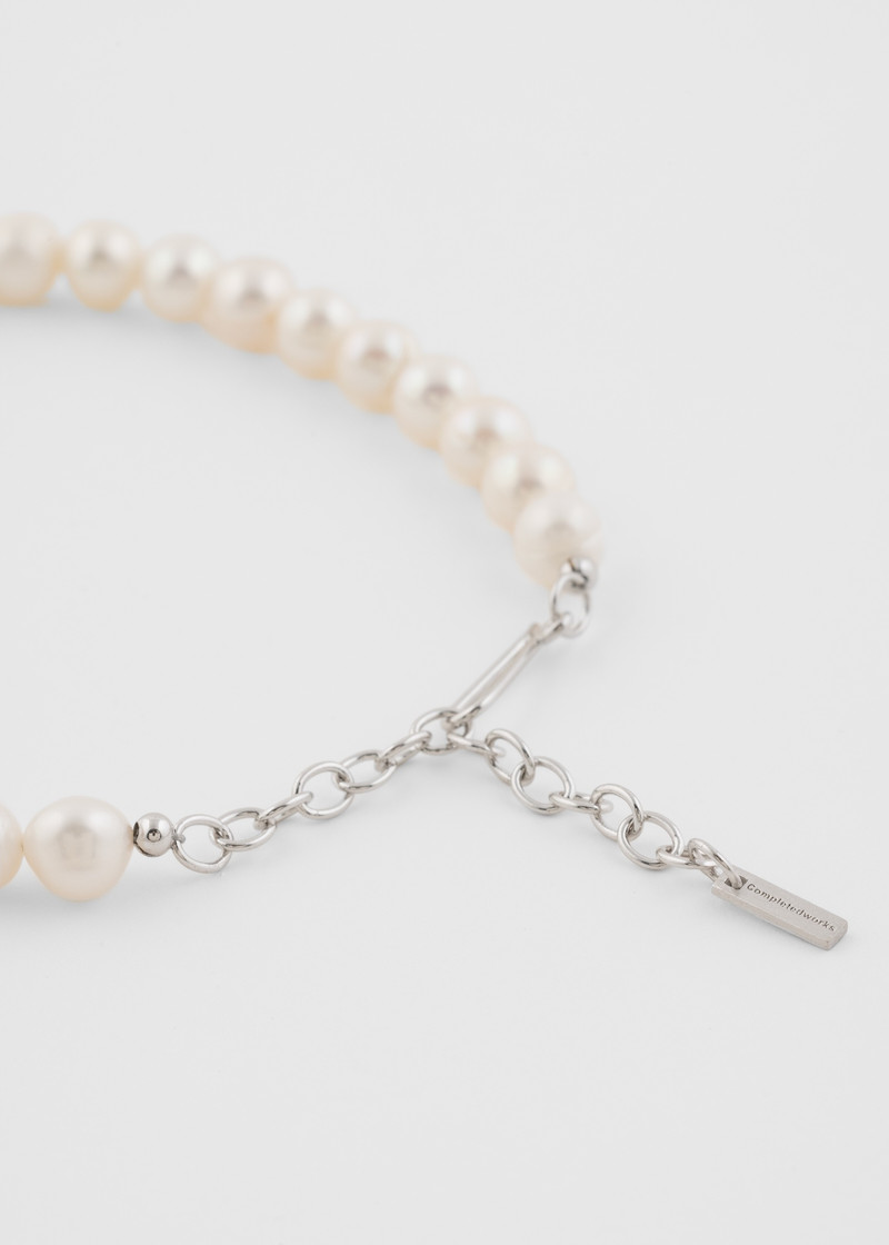 Pearl & Green Glass Bead Bracelet by Completedworks 3