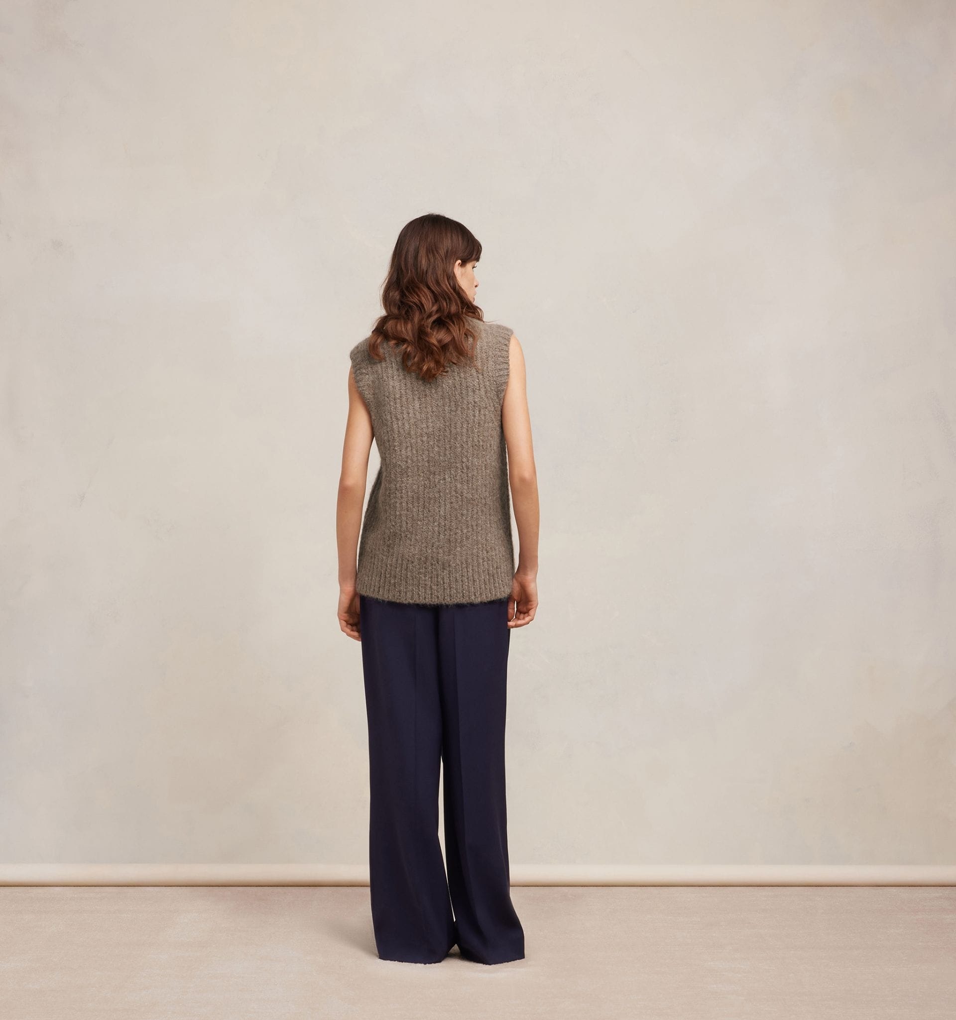 Ribbed Chunky Sweater - 6