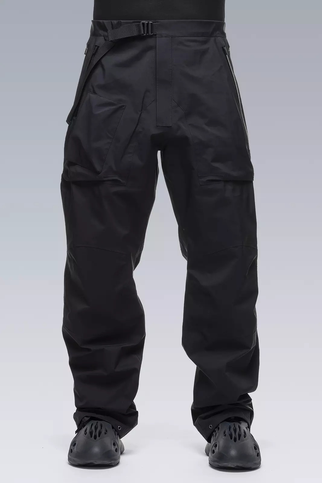 P43-GT 3L Gore-Tex Pro Pant Black - 1