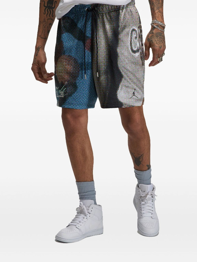 Jordan Flight Heritage "Multi" track shorts outlook