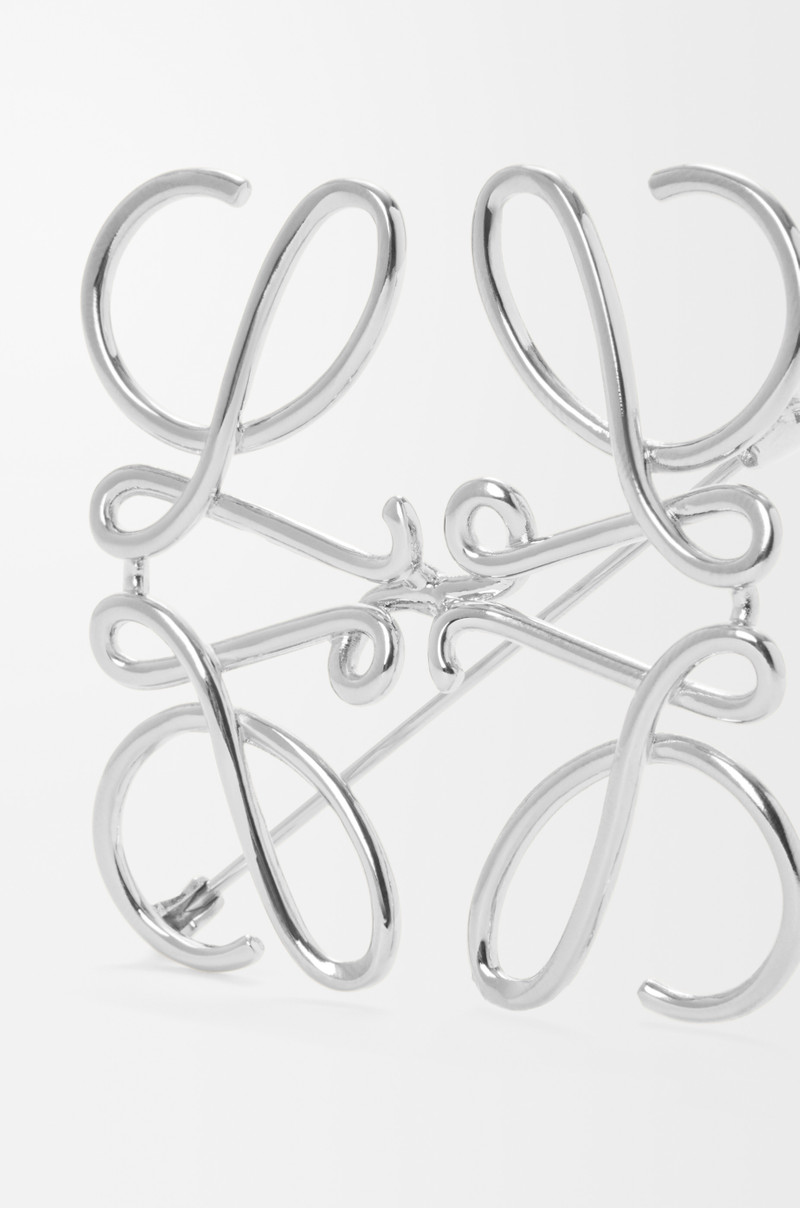 Anagram brooch in metal 4