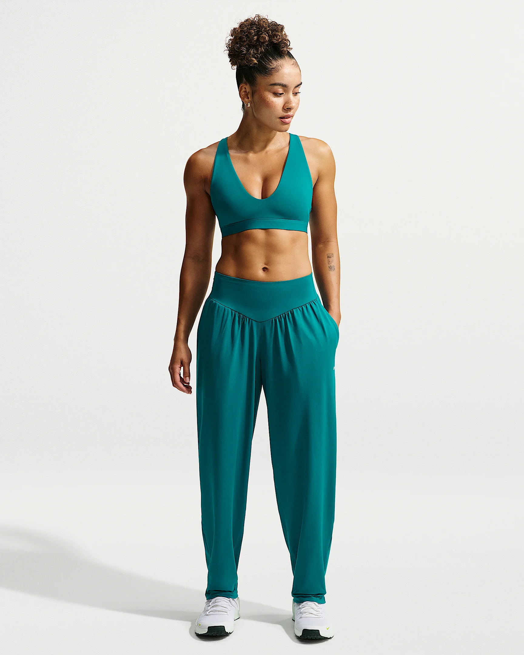 Nike One Relaxed Women's Dri-FIT Pants - 1