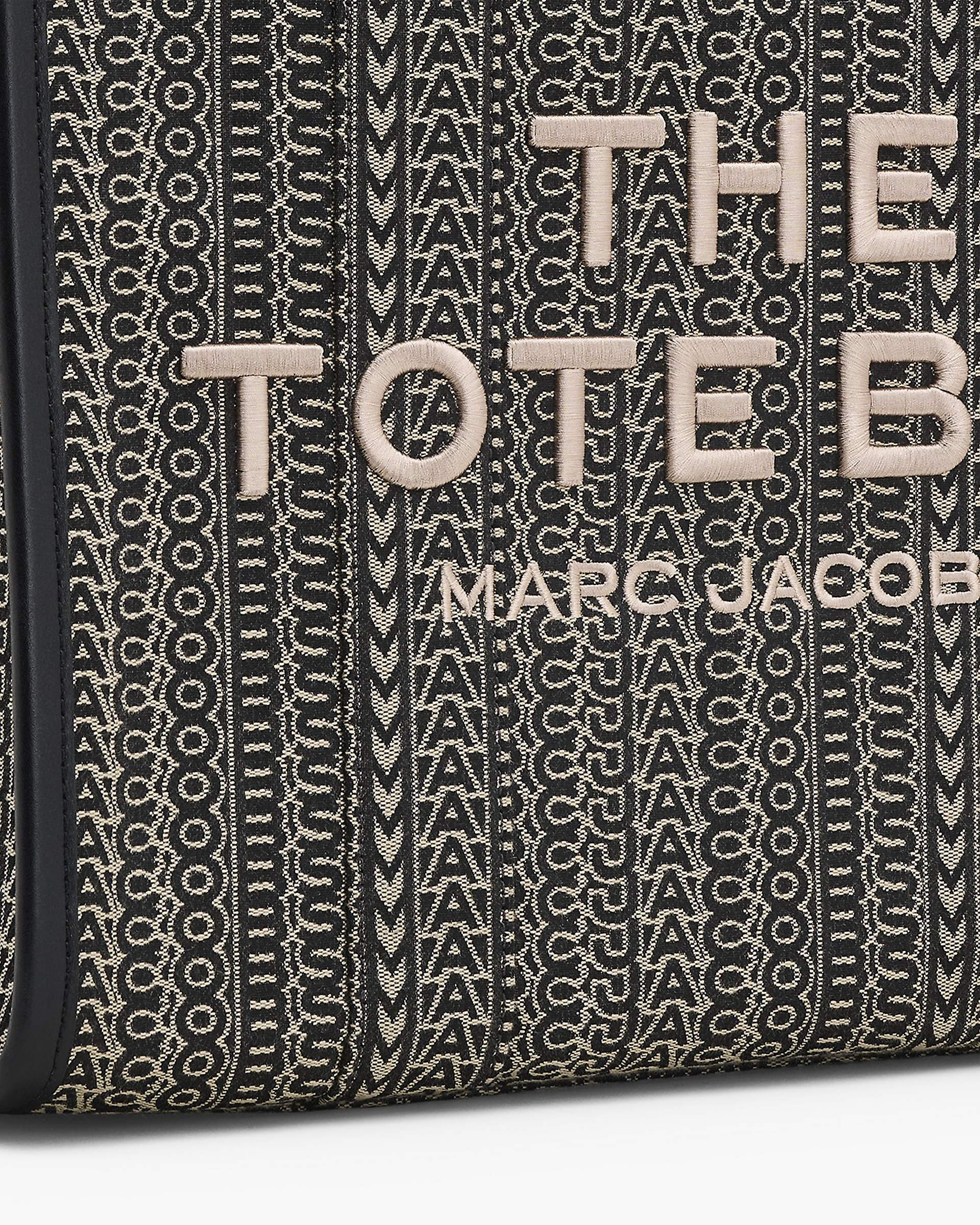 Marc Jacobs THE MONOGRAM JACQUARD LARGE TOTE BAG | REVERSIBLE