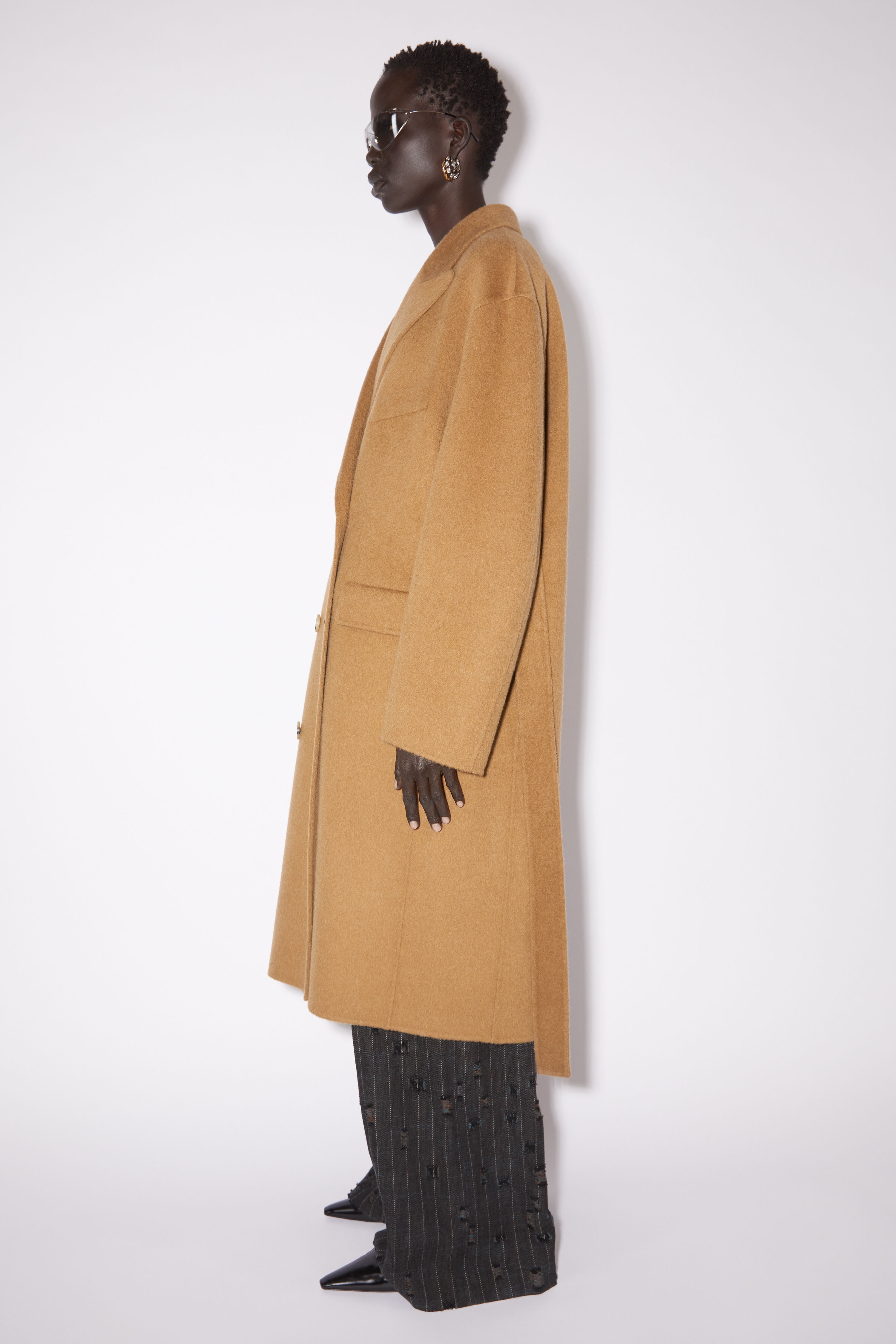 【送料&関税込】Acne Studios Belted Coat Acne Studios - Belted coat - Mushroom beige