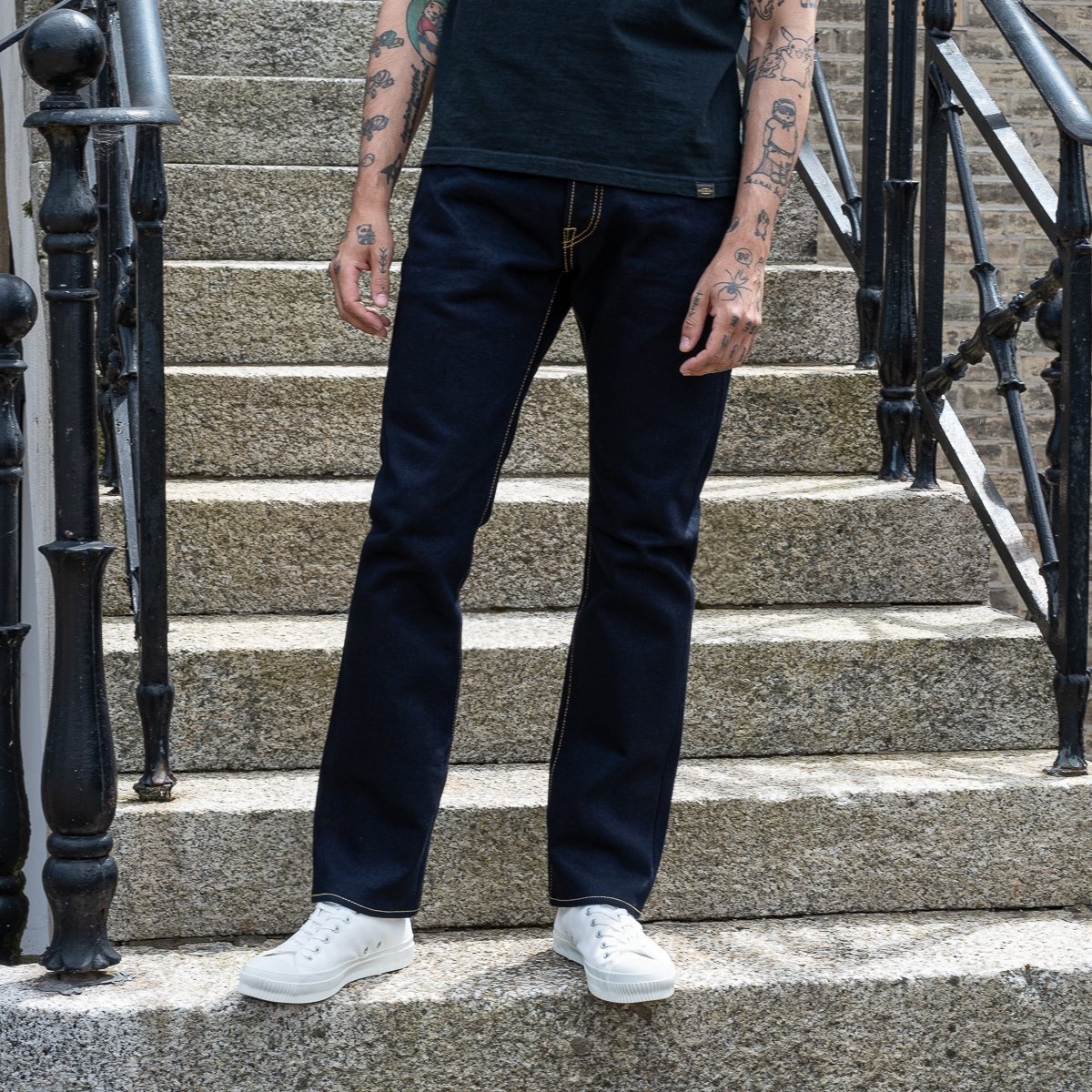 IH-777S-21ib - 21oz Selvedge Denim Slim Tapered Cut Jeans - Indigo/Black