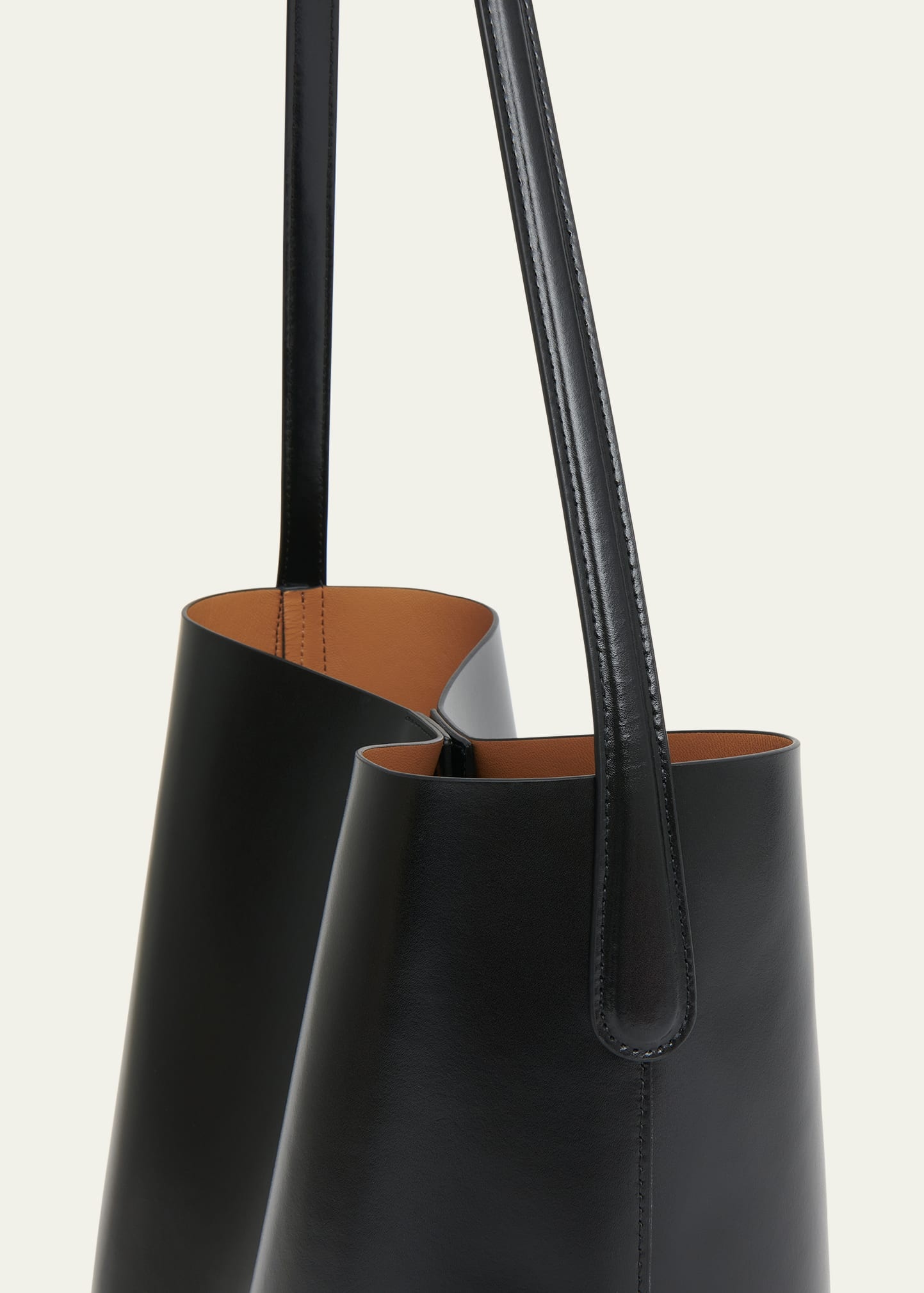 Everday Cabas Leather Shoulder Bag - 4