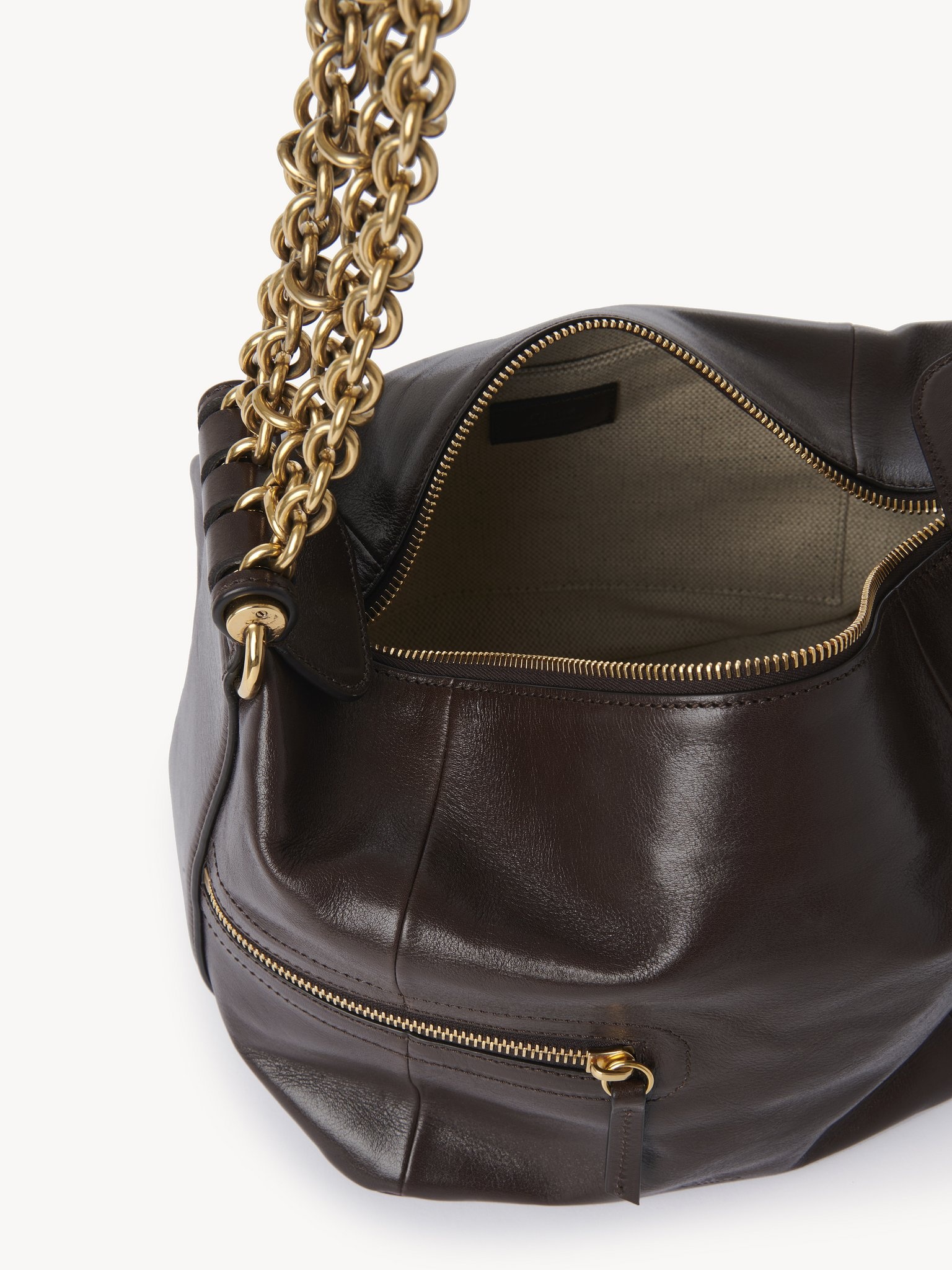 CAMERA CHAIN BAG IN SHINY LEATHER - 6