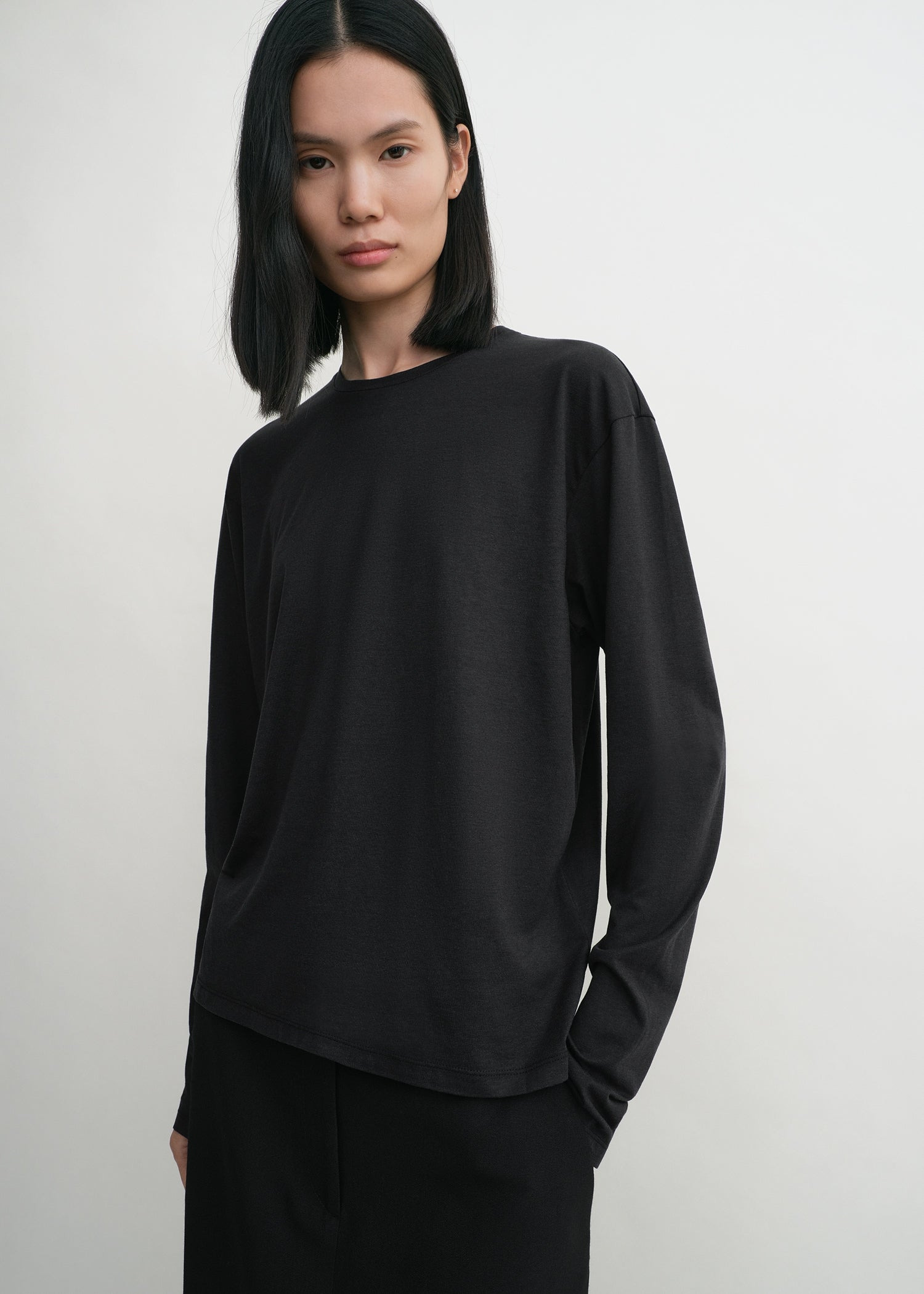 Classic long-sleeve tee black - 5