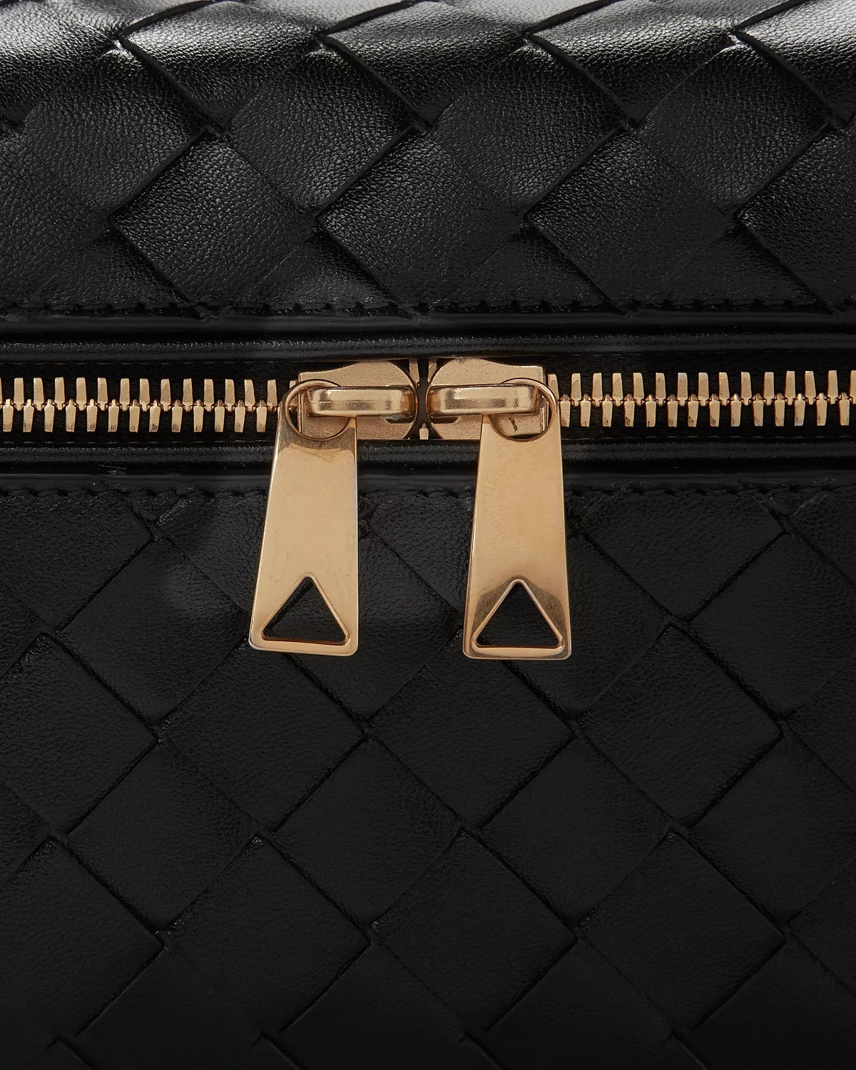 Bang Bang Vanity Case Intrecciato Leather Crossbody - 10