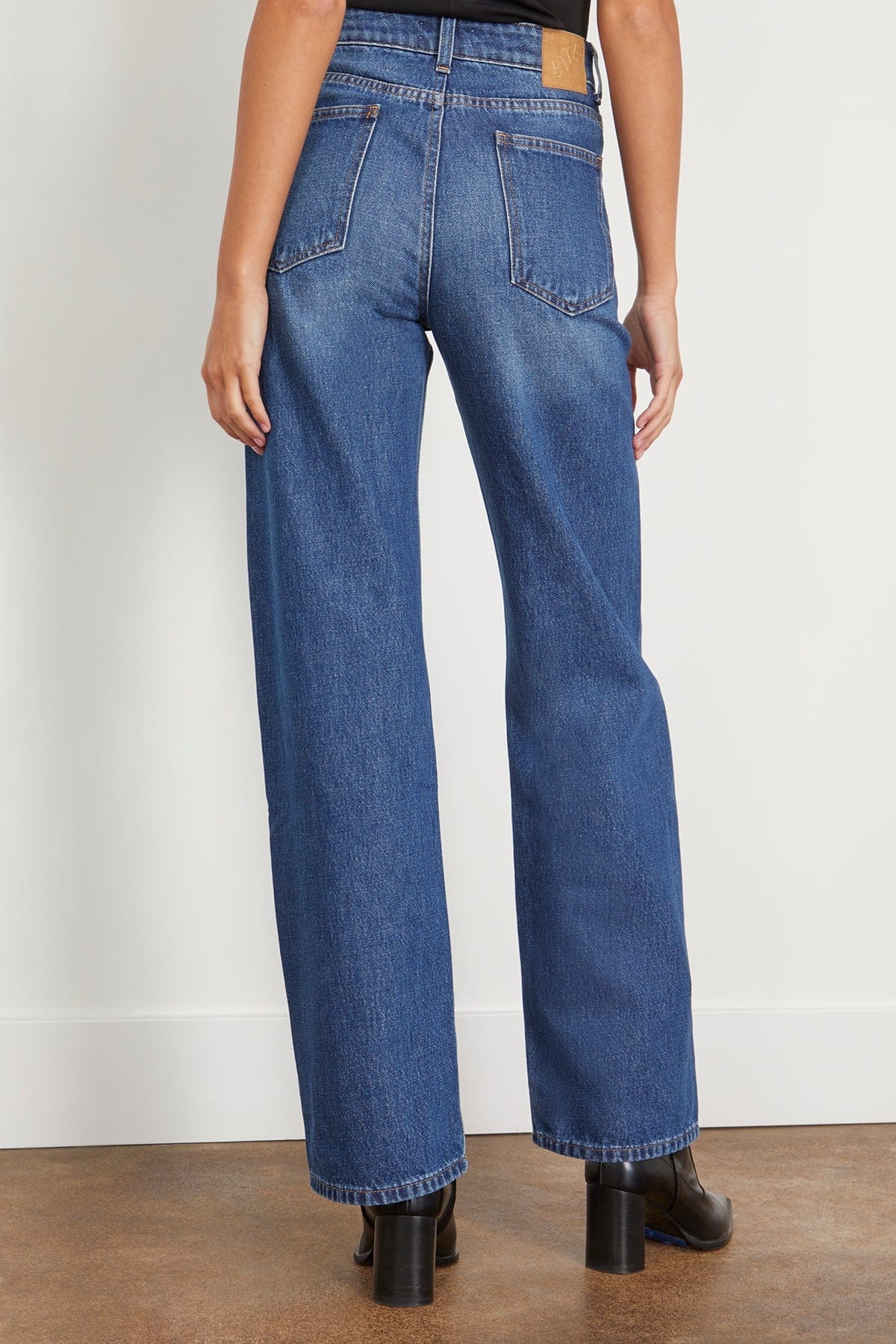 Ease Denim Jeans in Mid Blue - 4