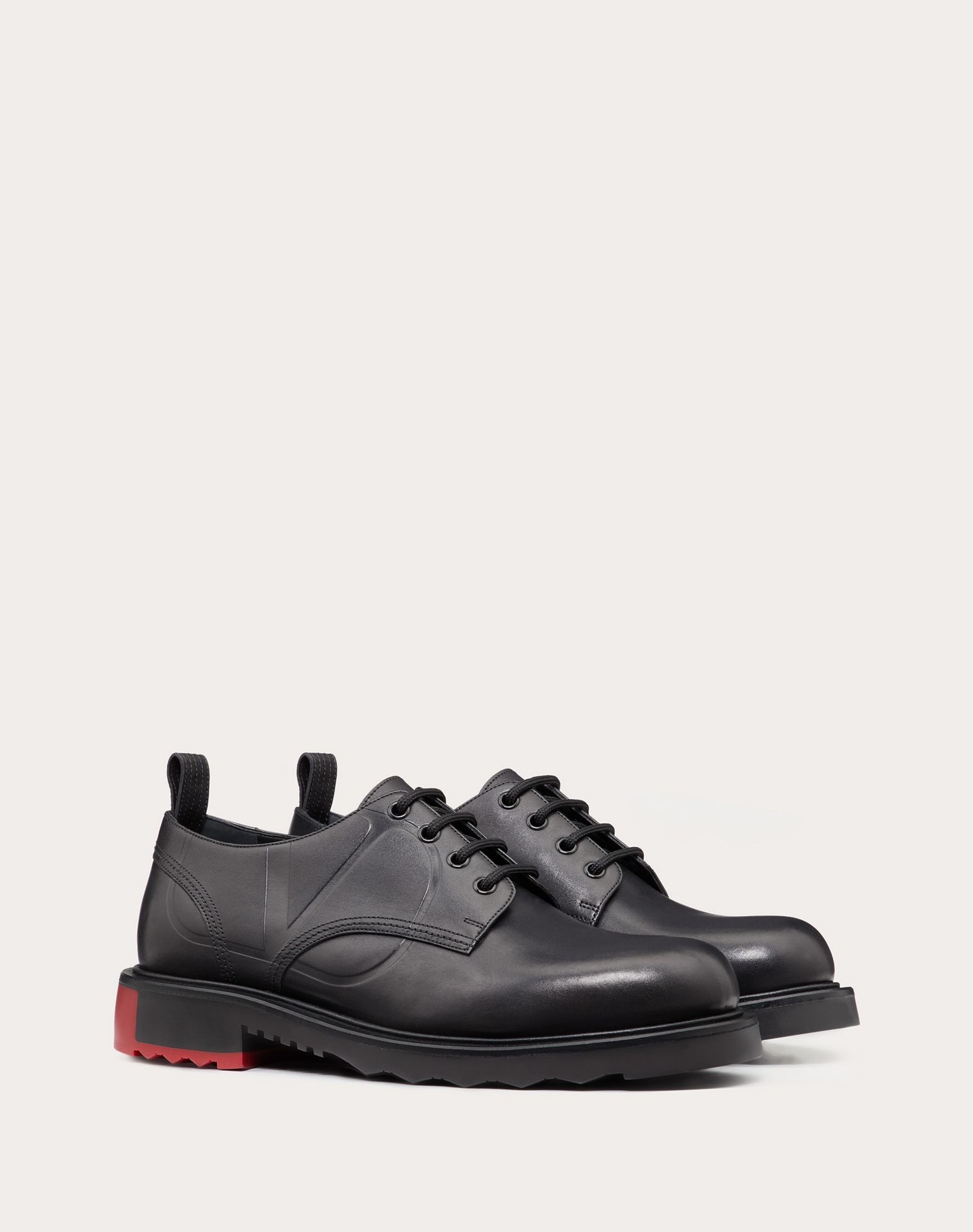 VLogo Signature Calfskin Derby - 2