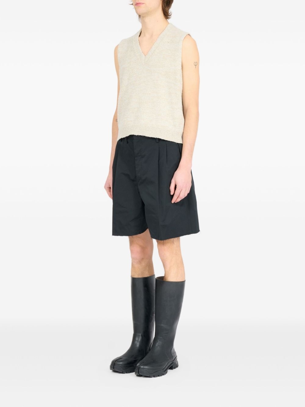 v-neck sleeveless knit vest - 6
