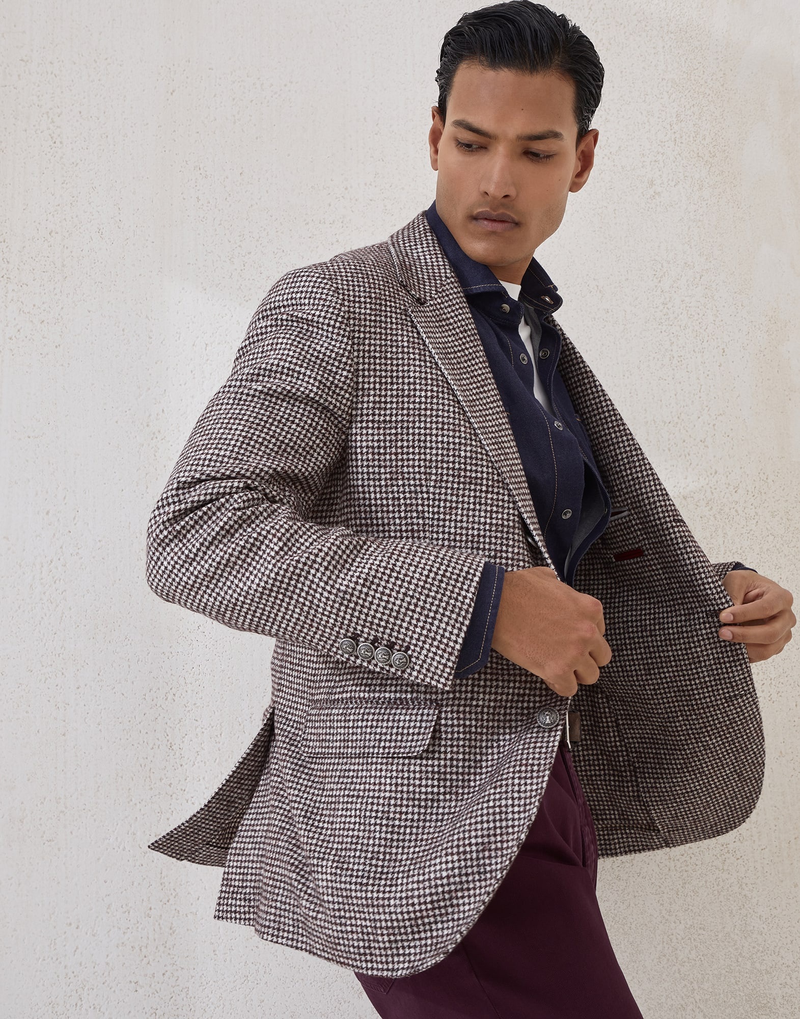 Wool and alpaca houndstooth deconstructed blazer with metal buttons - 4