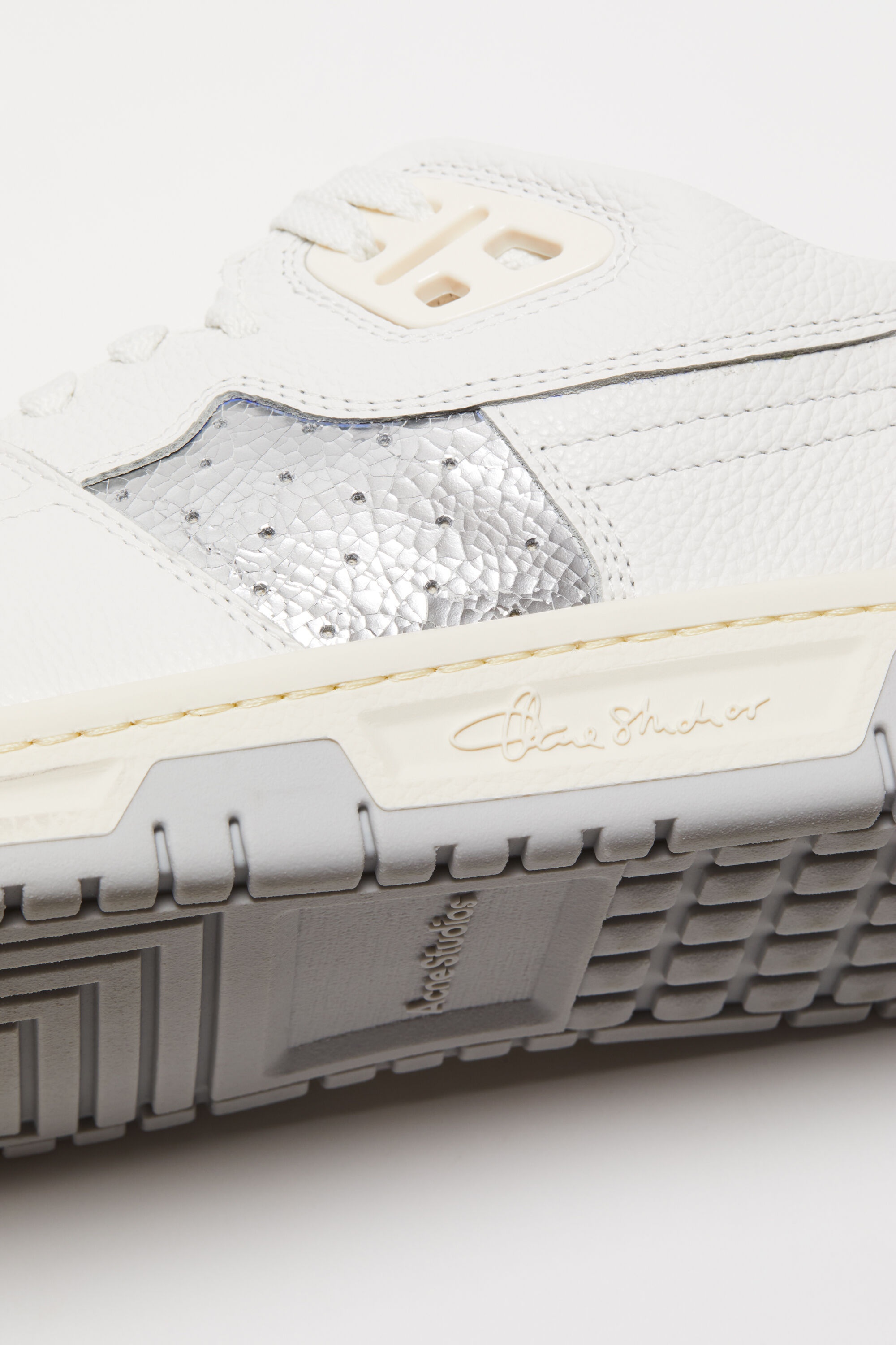 Low top sneakers - White/silver - 5
