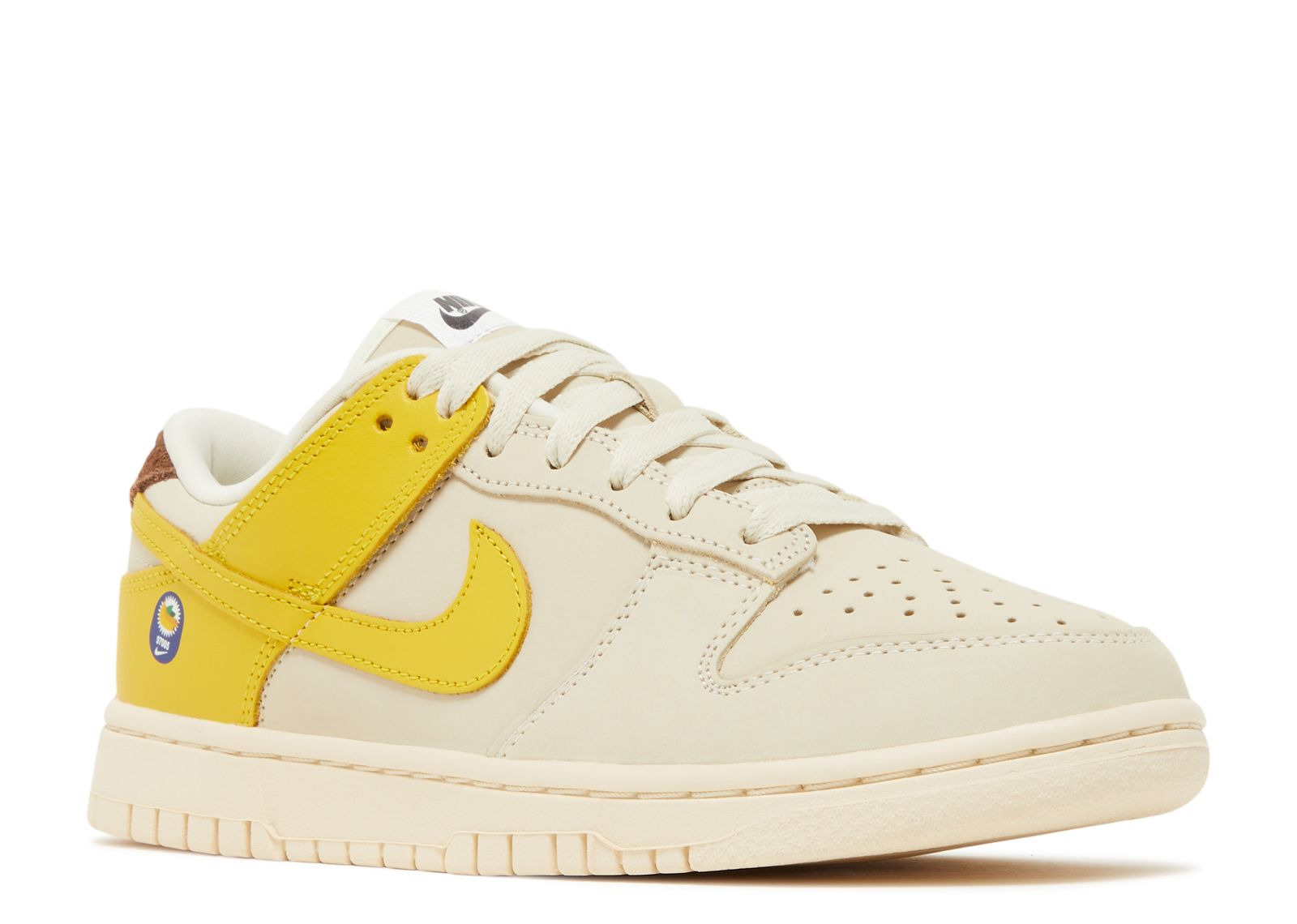 WMNS DUNK LOW LX 'BANANA' - 2