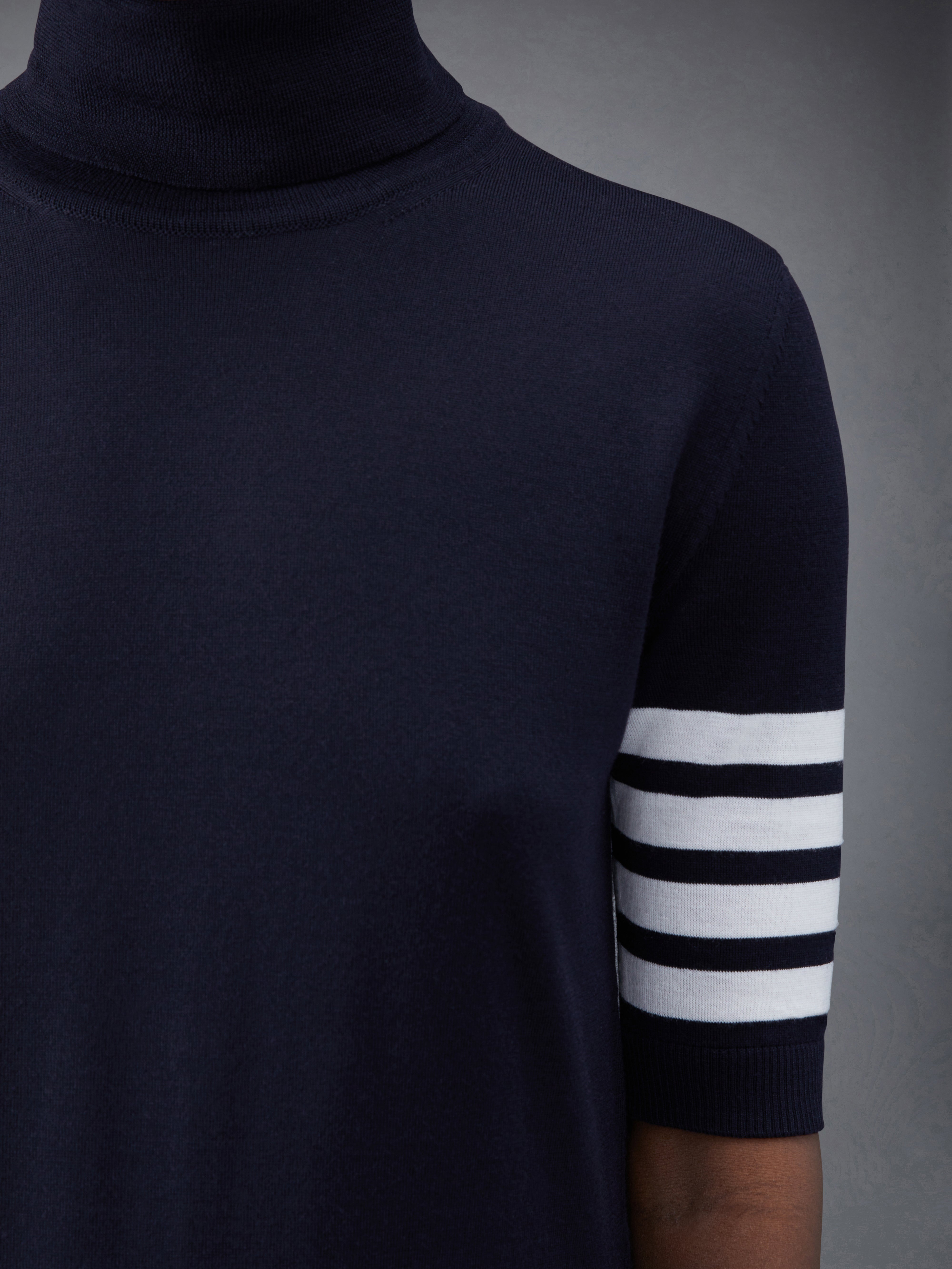 FINE MERINO 4-BAR RELAXED SHORT SLEEVE TURTLENECK - 5