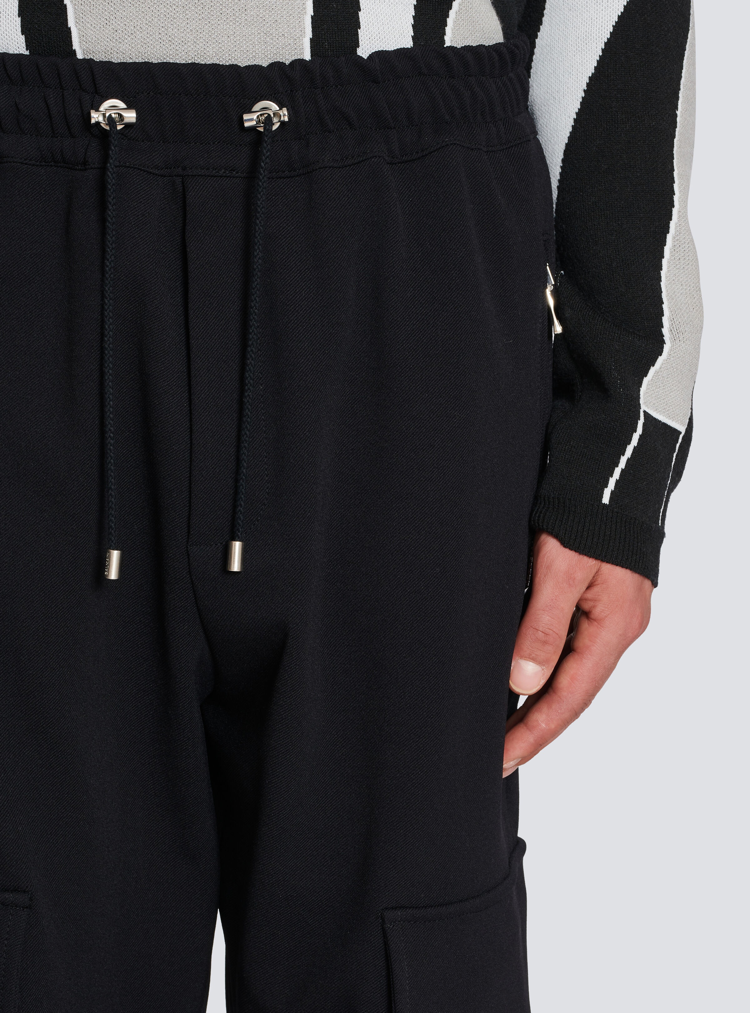 Cotton cargo trousers - 7