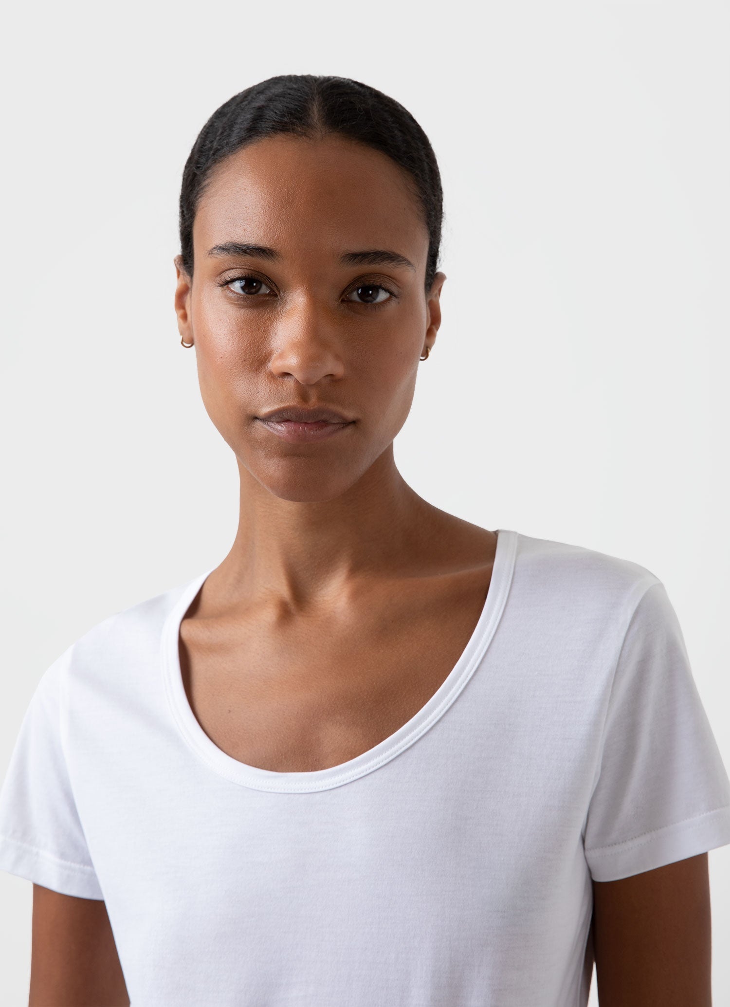 Classic Scoop Neck T‑Shirt - 2