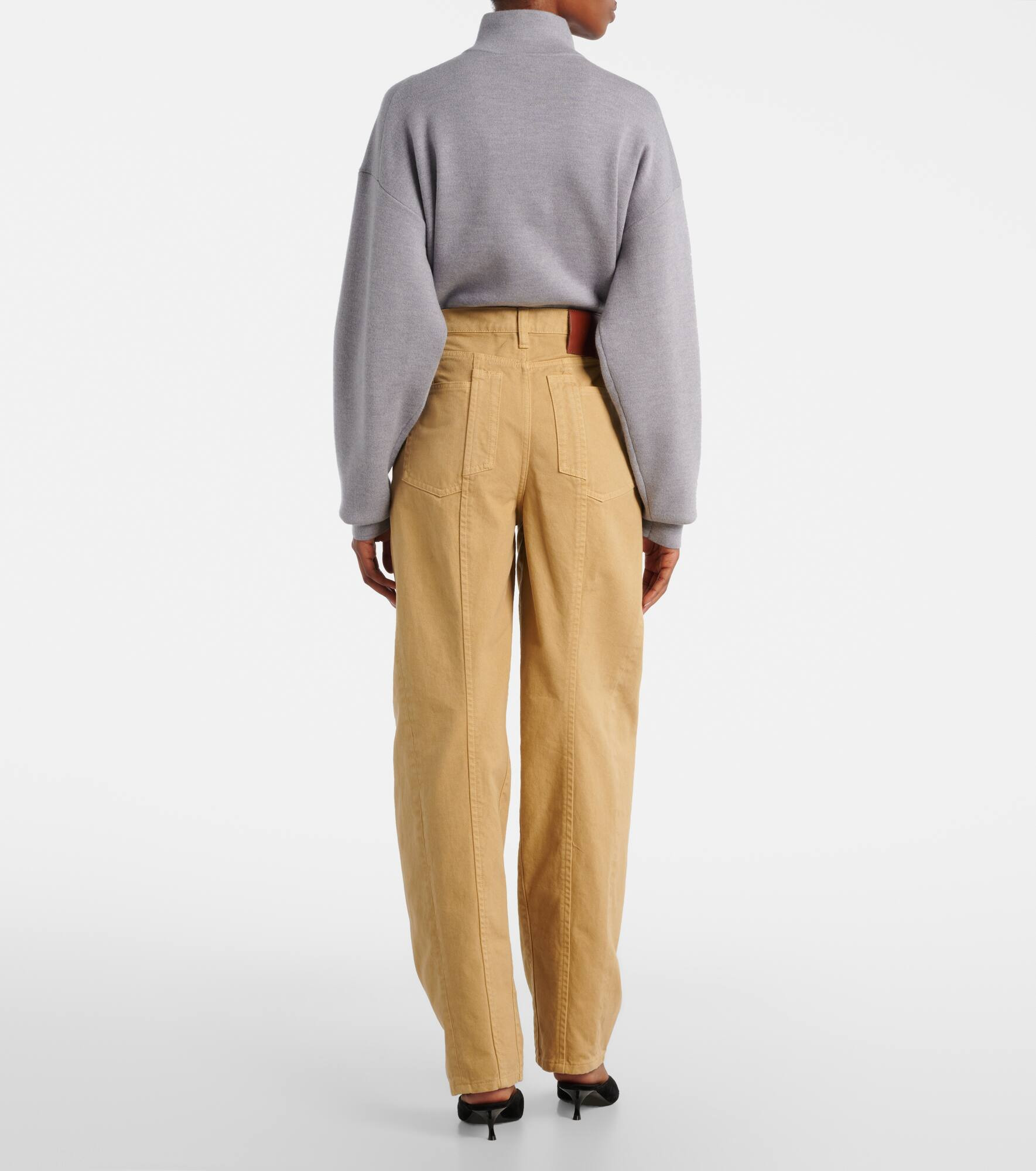 High-rise barrel-leg jeans - 3