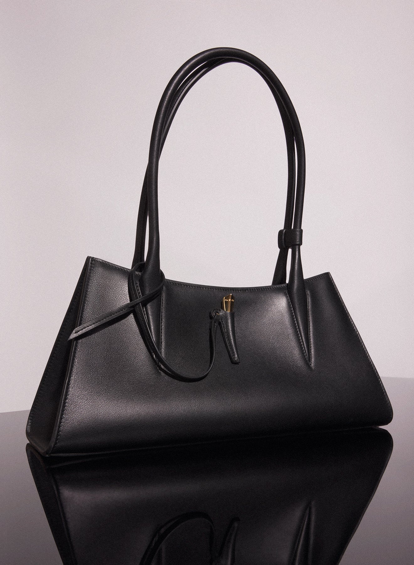 black smooth leather fang bag - 3