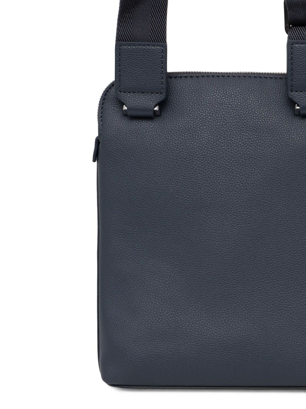 logo-debossed messenger bag - 3