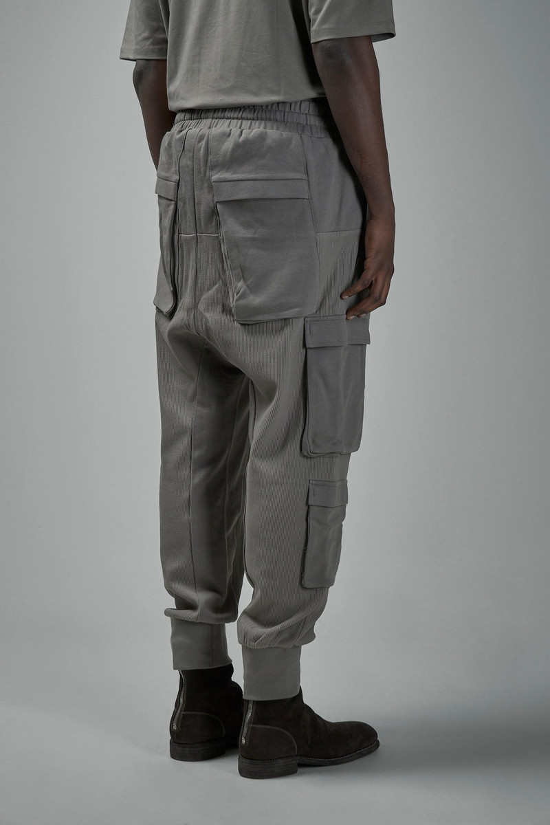 thom/krom M ST 498 outlook