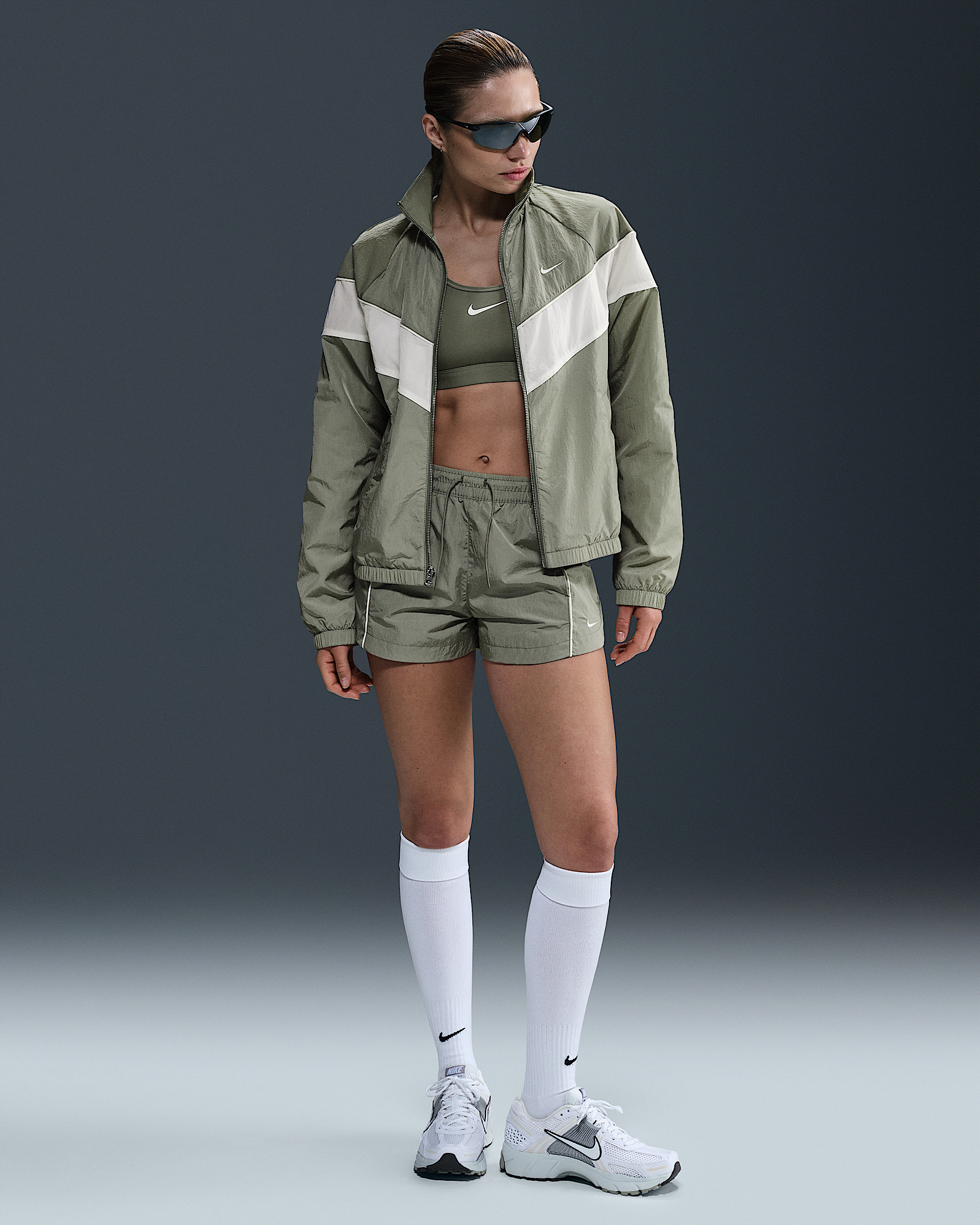 Nike Windrunner Women's Loose UV Woven Full-Zip Jacket - 4