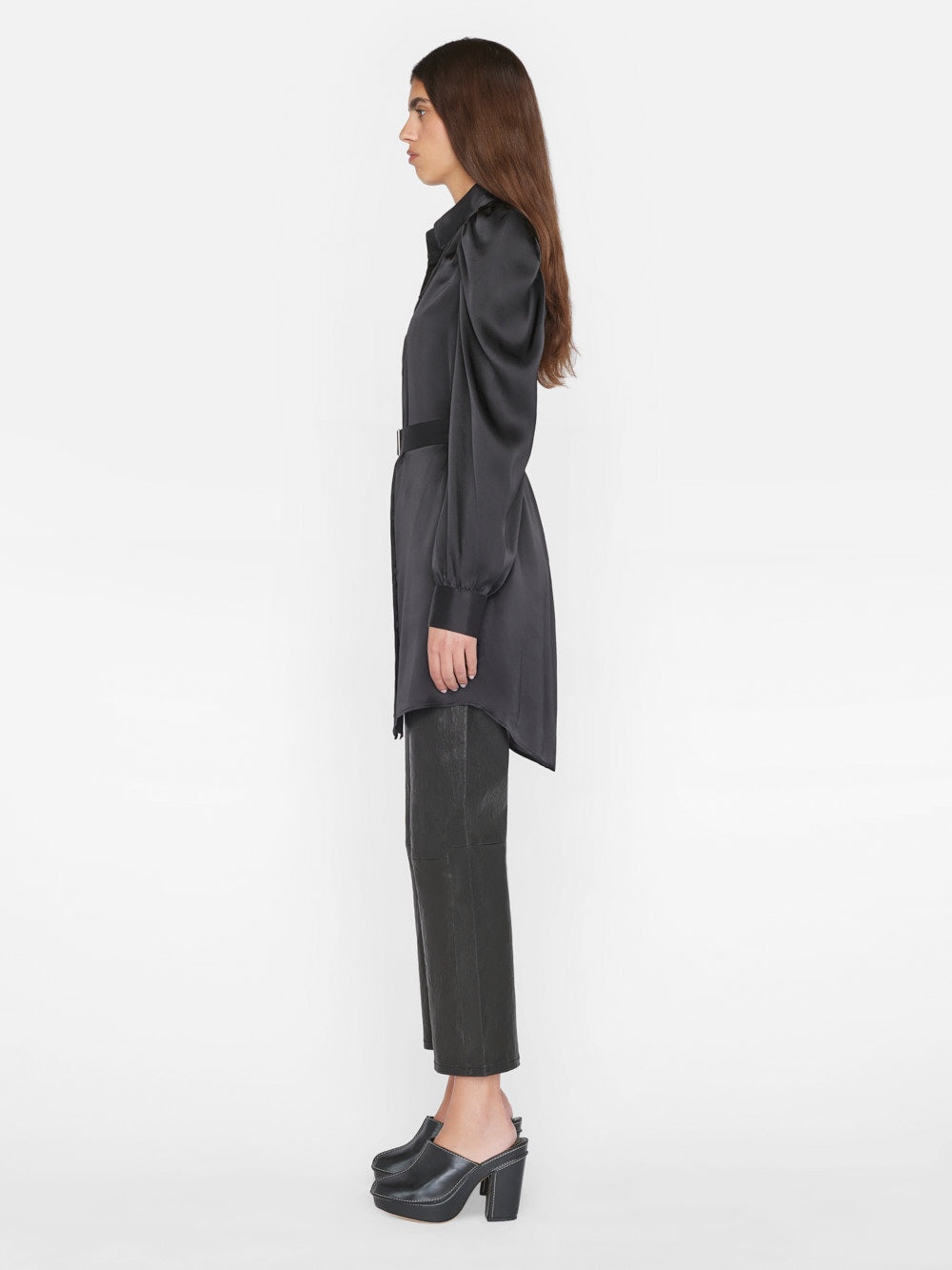 Gillian Long Sleeve Mini Dress in Noir - 6