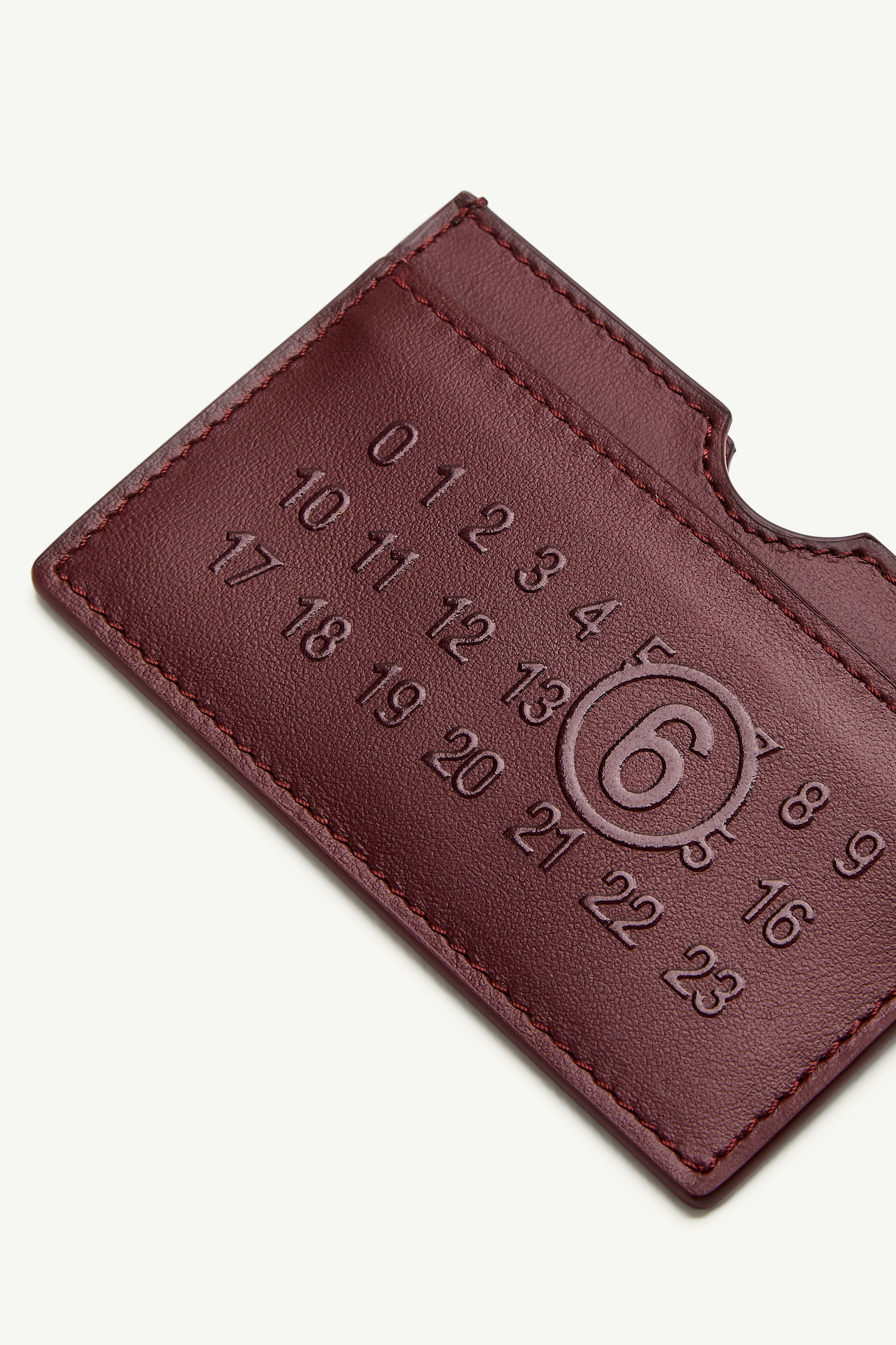 Numeric logo cardholder - 5