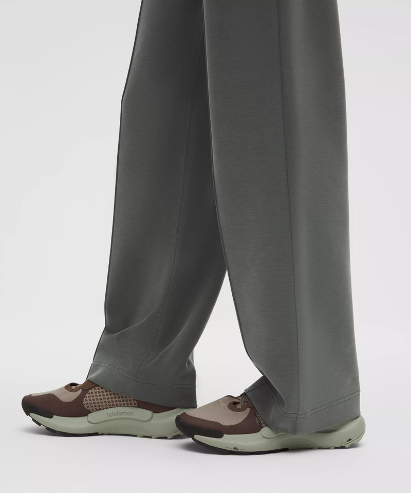 Softstreme Pintuck Mid-Rise Pant *Regular 7