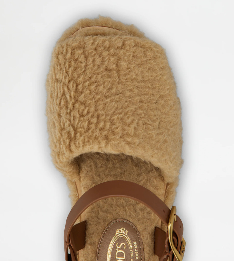 WEDGE SANDALS IN LEATHER AND WOOL - BROWN 3