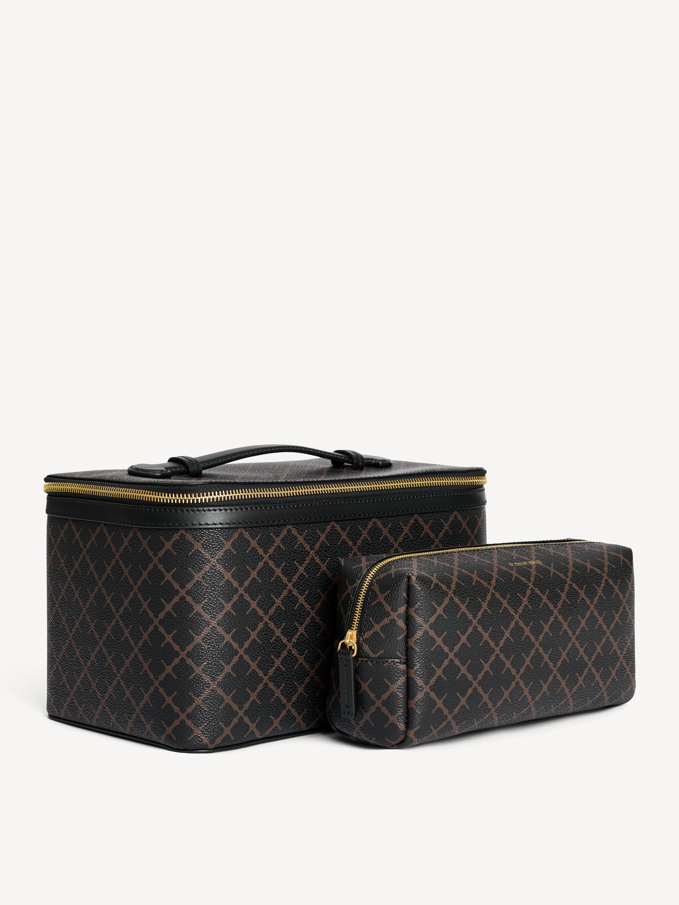 Aya Beauty cosmetics case - 4