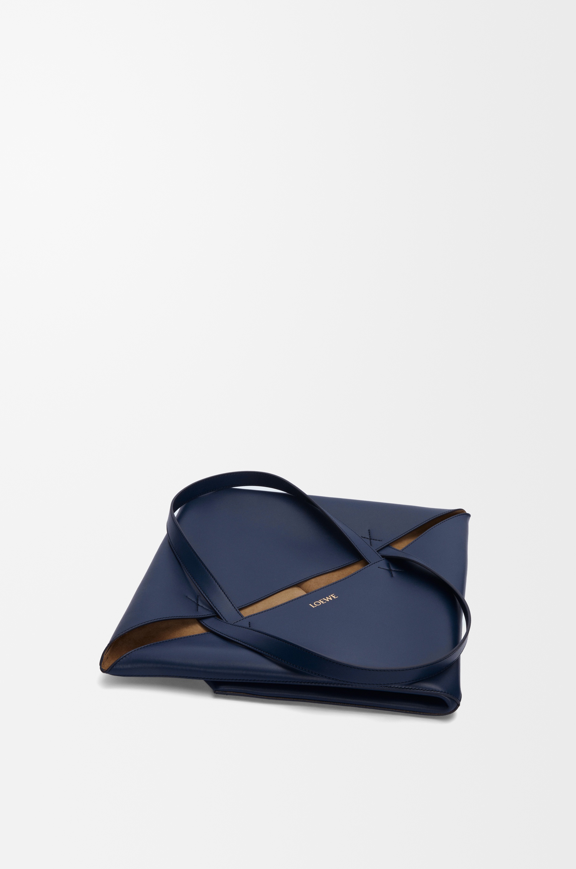 XL Puzzle Fold Tote in shiny calfskin - 4