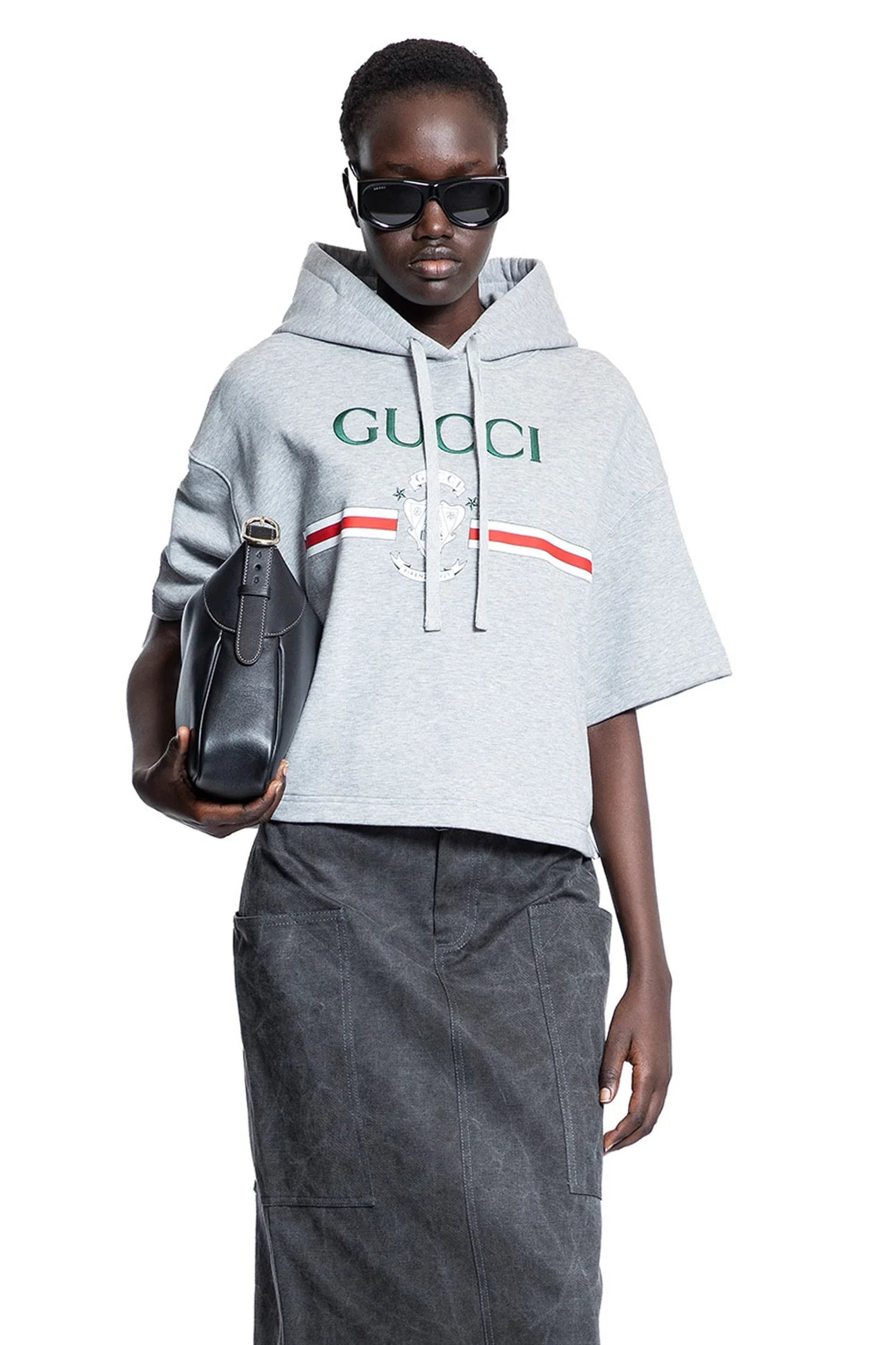 Crest-Logo-Short-Sleeve-Boxy-Hoodie - 5