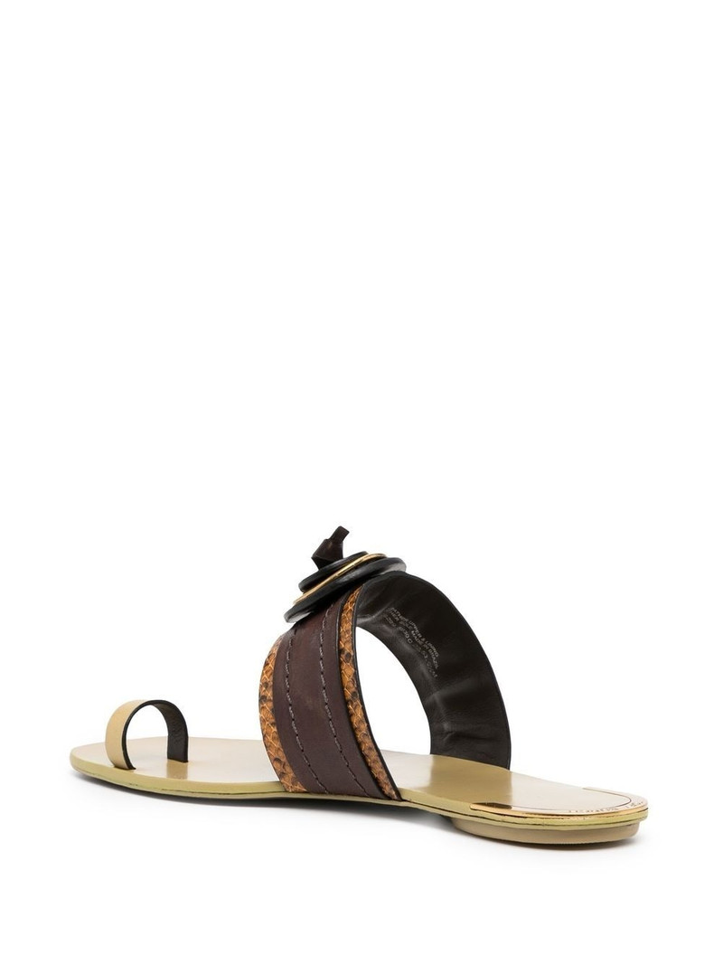 Artisanal knit slides 3