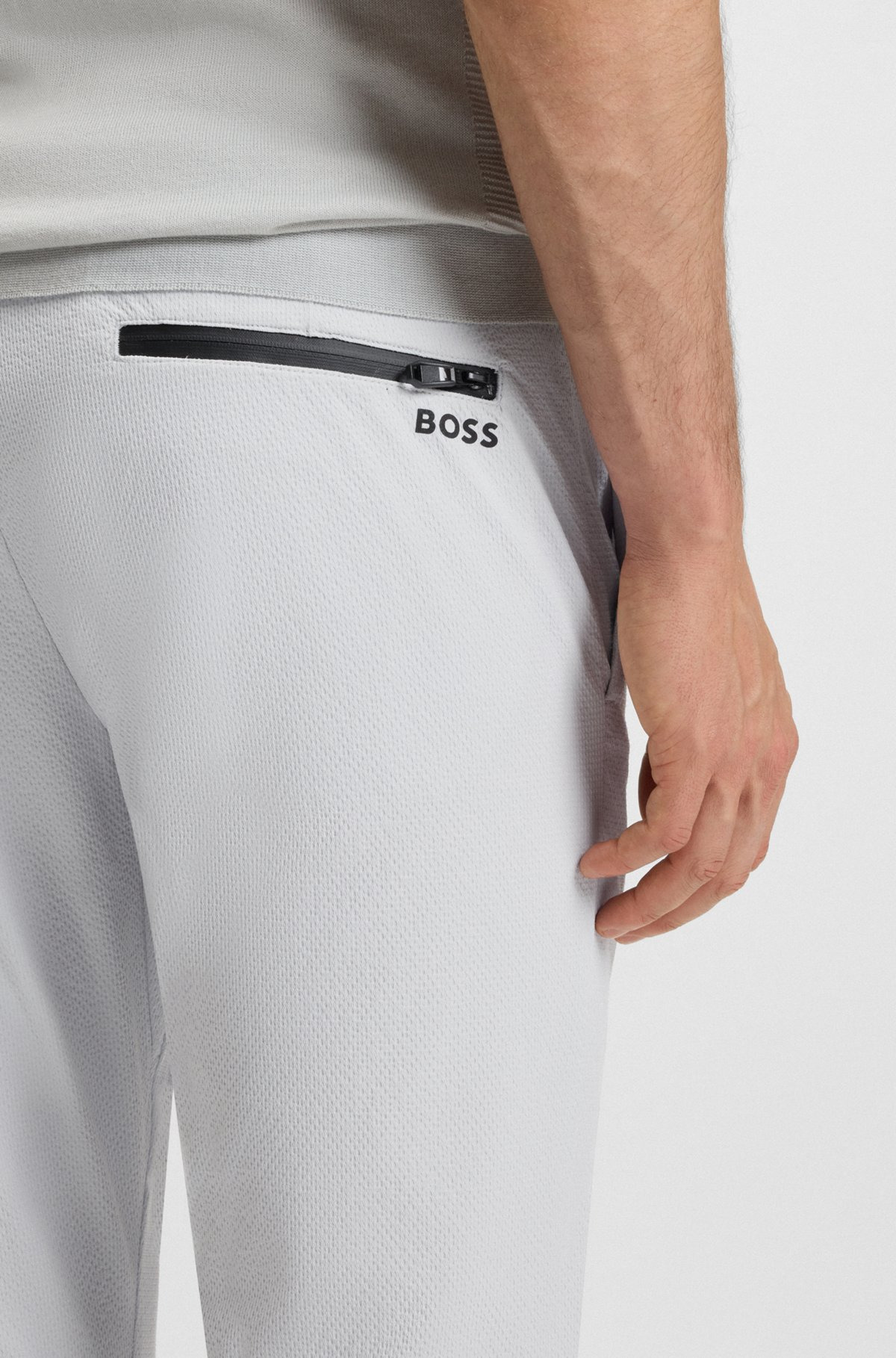 SLIM-FIT CHINOS IN STRETCH SEERSUCKER - 5
