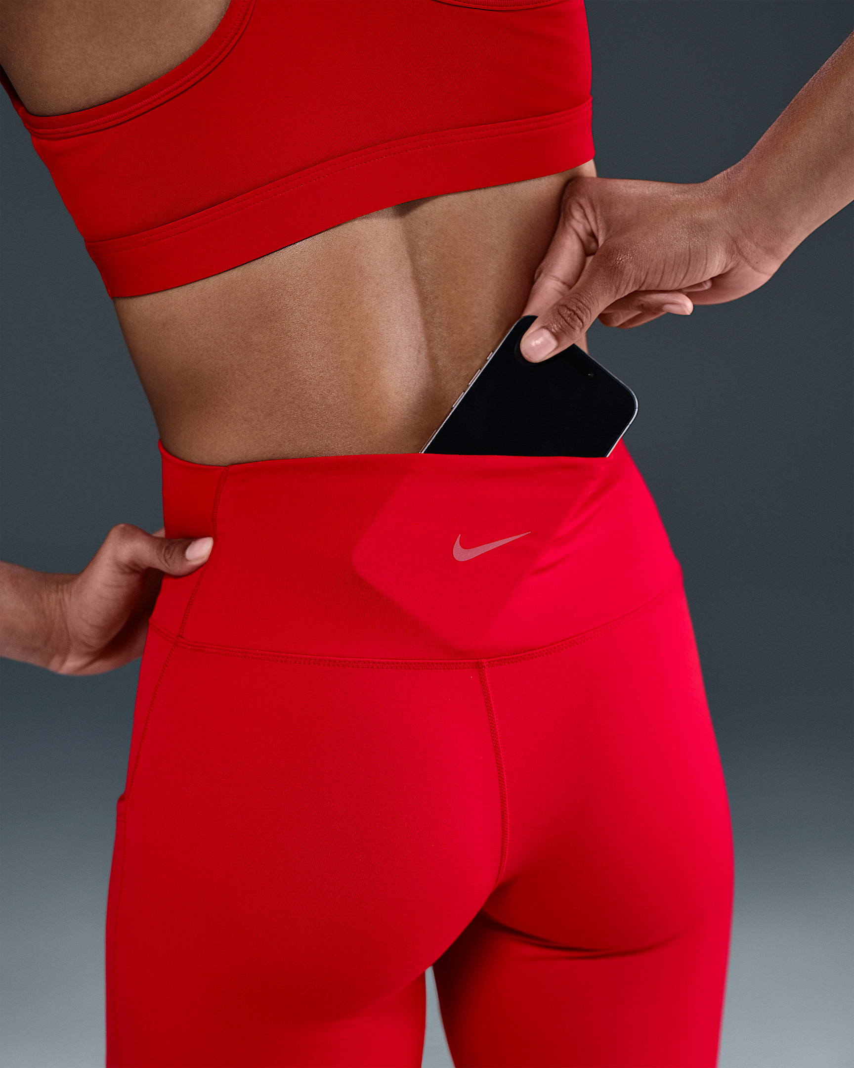 Nike One Women's High-Waisted 8" Biker Shorts with Pockets - 6