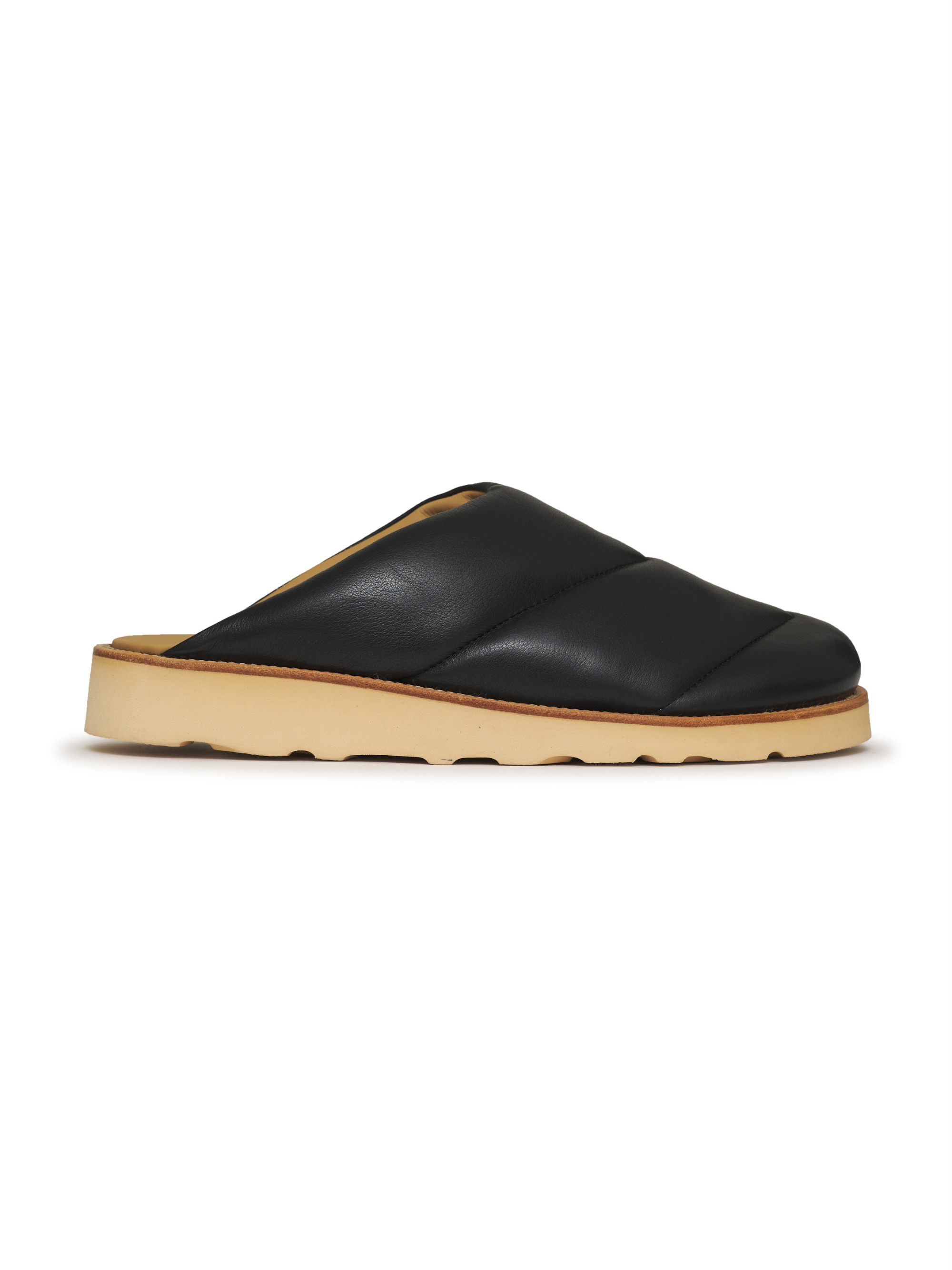HOUSE SLIPPER - 1