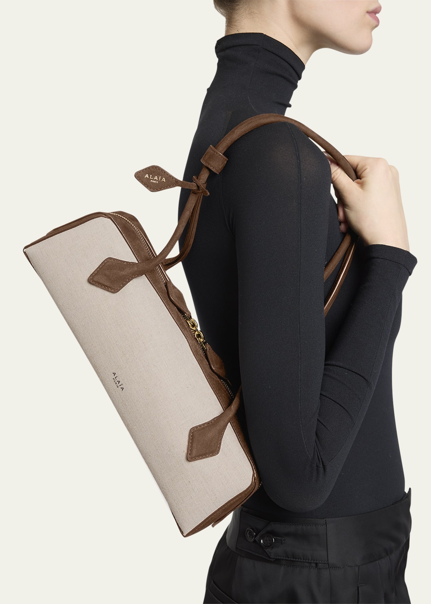 Le Teckel Medium Shoulder Bag in Canvas and Leather - 2