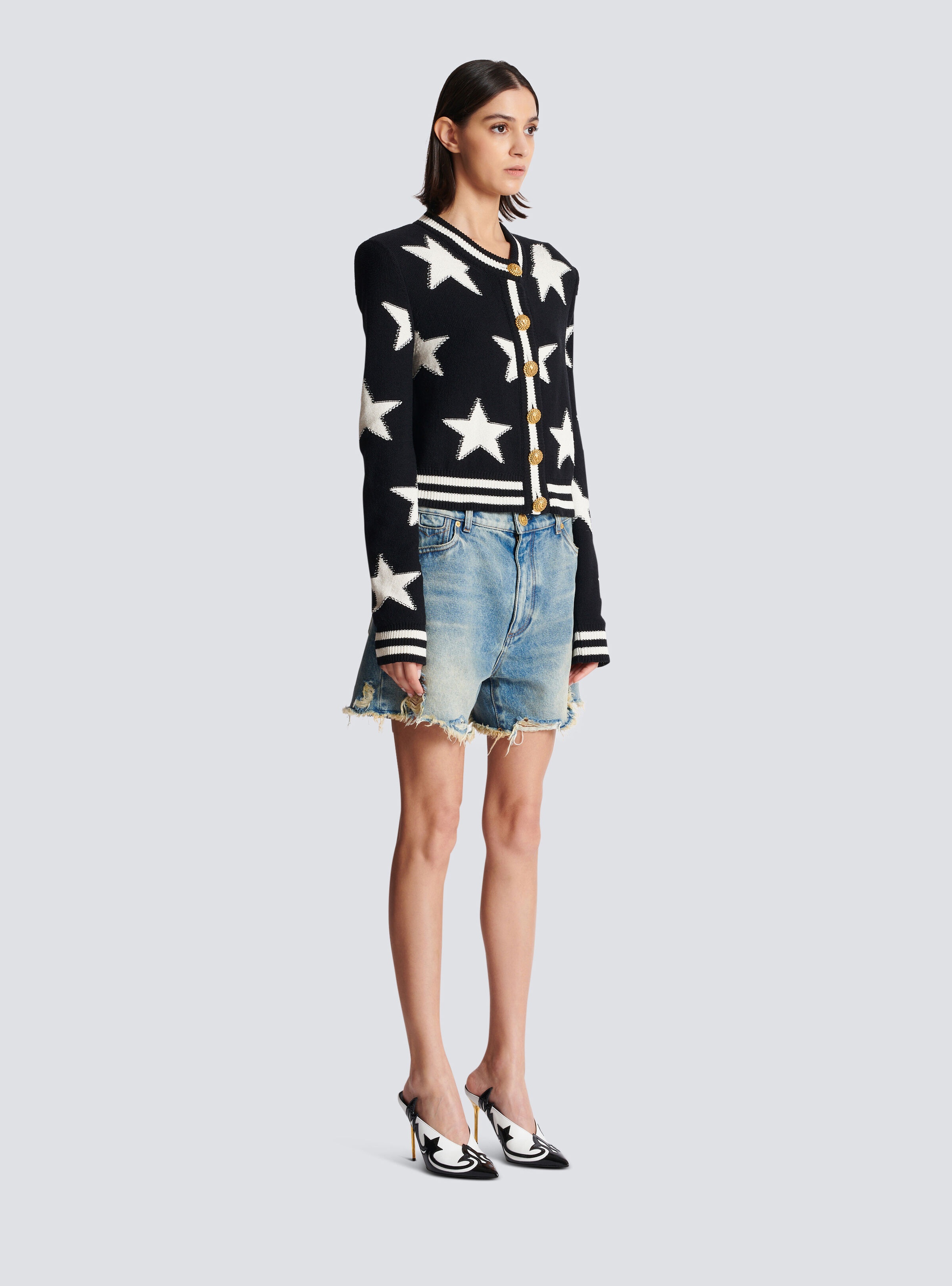 Buttoned knit cardigan - 3