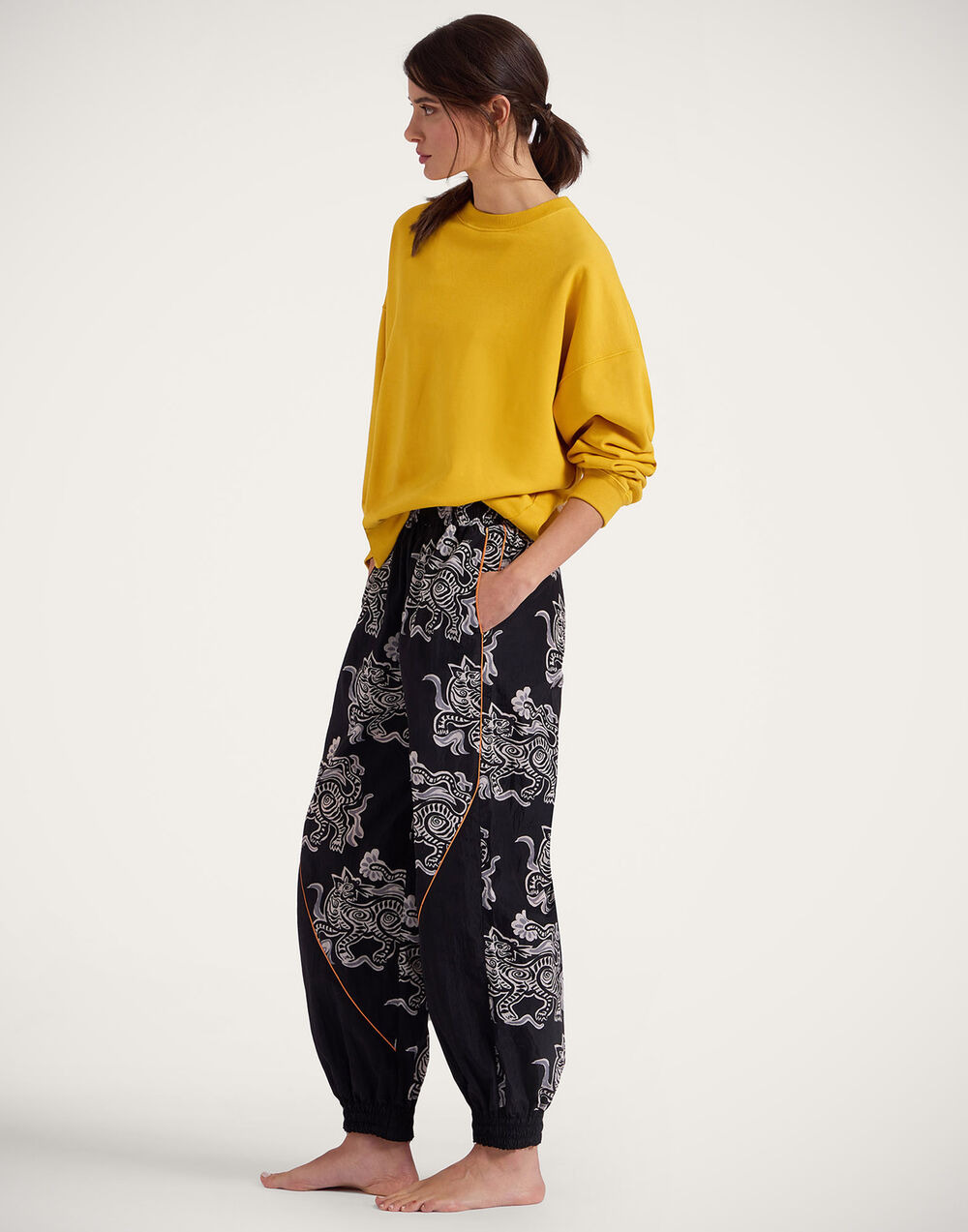 Off Court Sweatshirt - 6