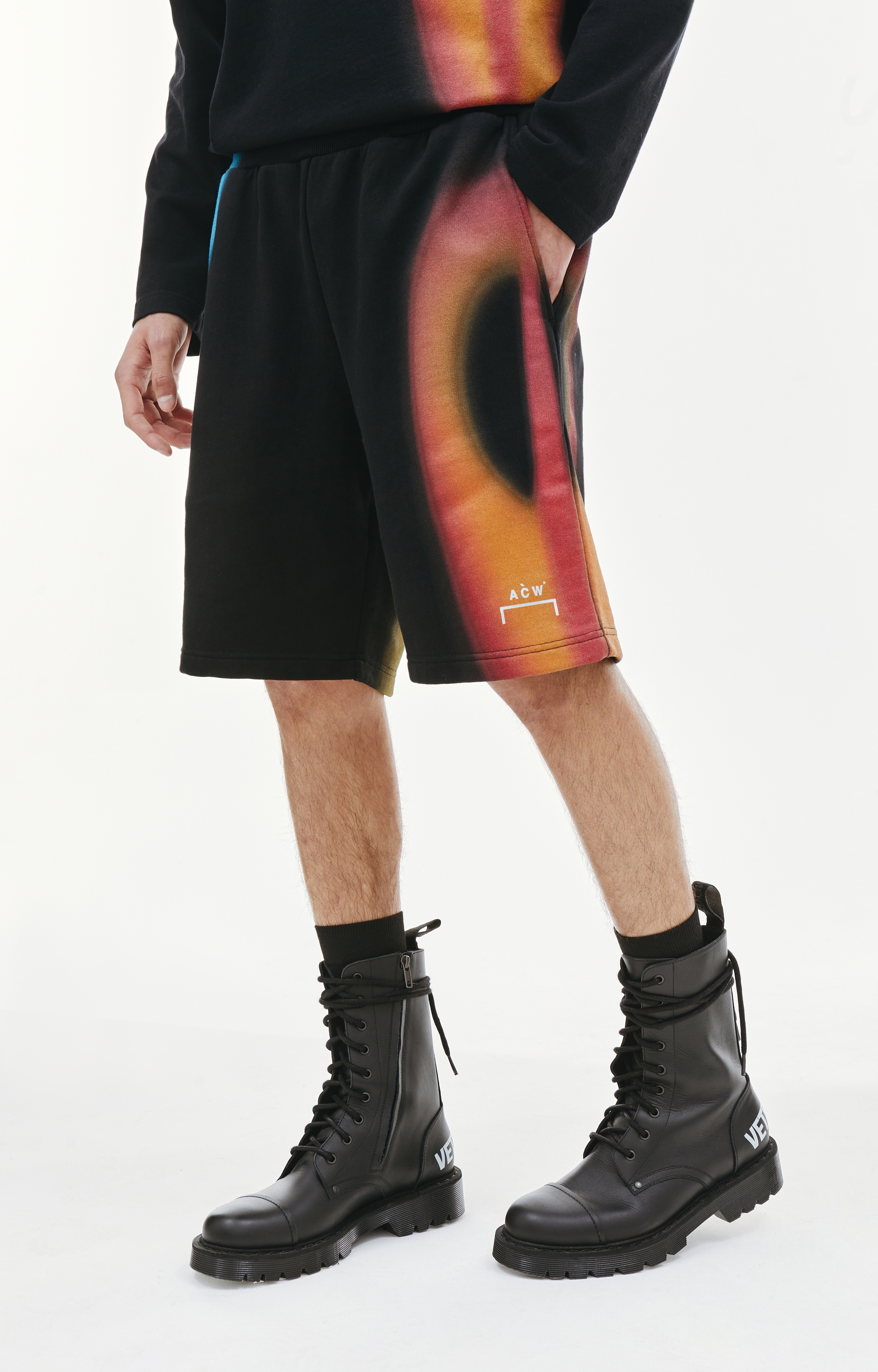 BLACK HYPERGRAPHIC SHORTS - 4