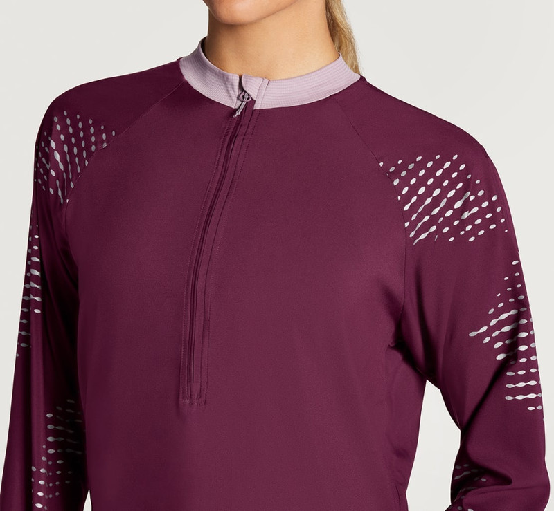 HOKA Women's 1/2 Zip Wind Shell outlook