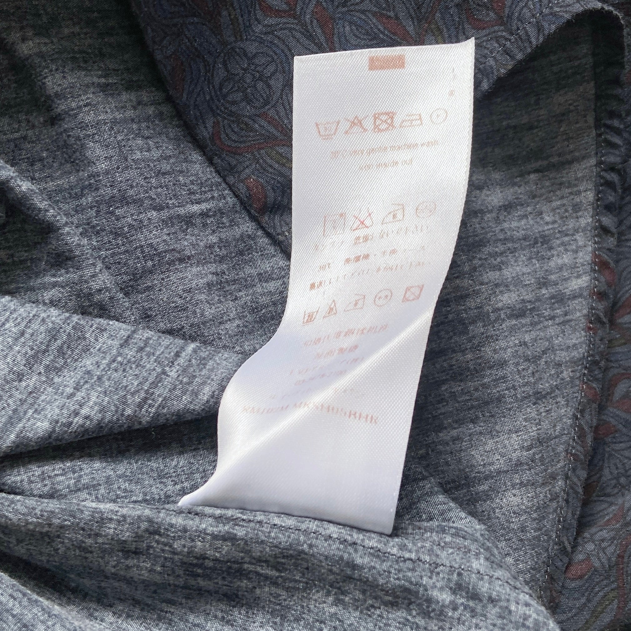 Louis Vuitton Fall 2010 Navy Monogram Button up Shirt - 11