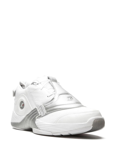 Reebok Answer V sneakers outlook