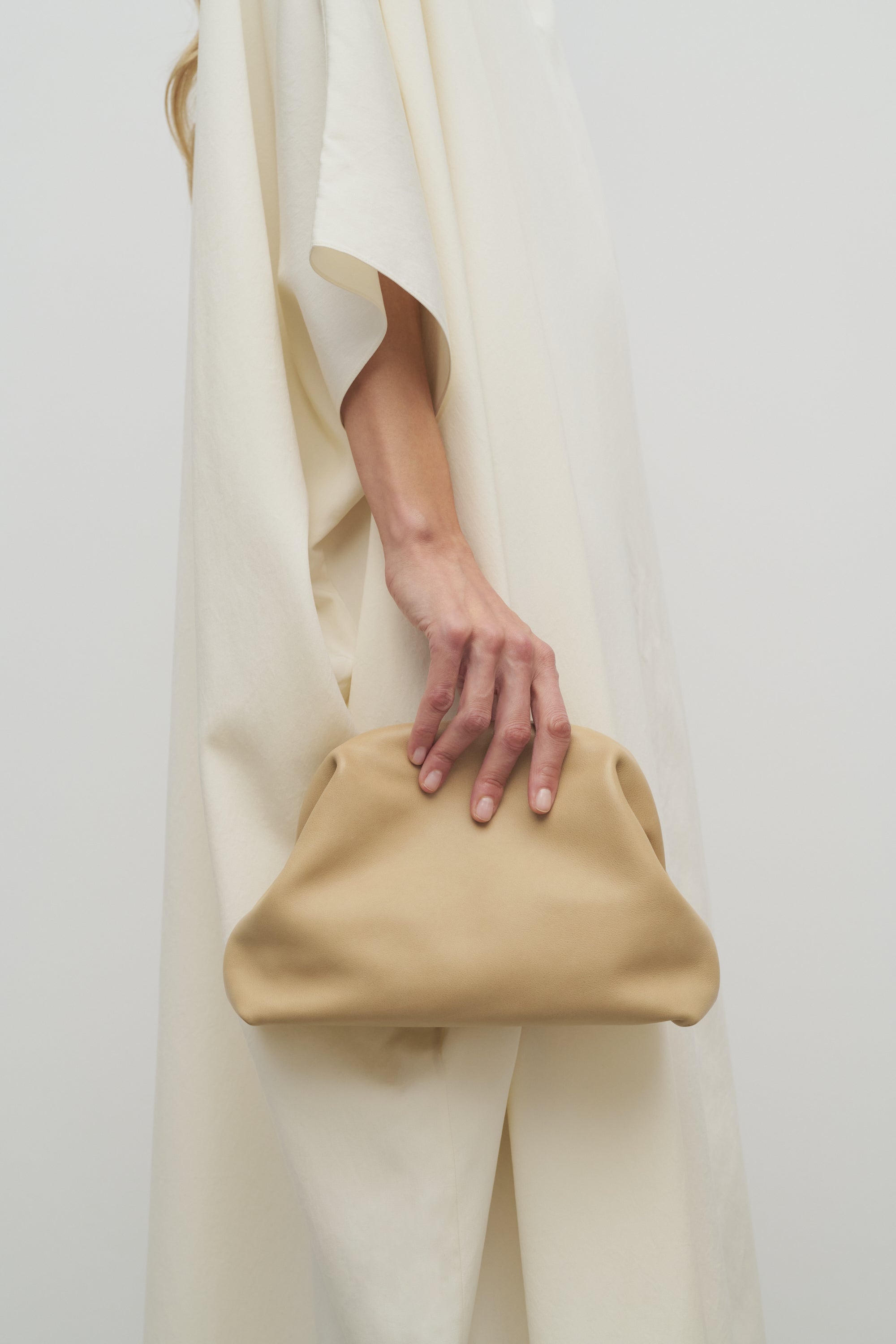 Mira Clutch in Leather - 4