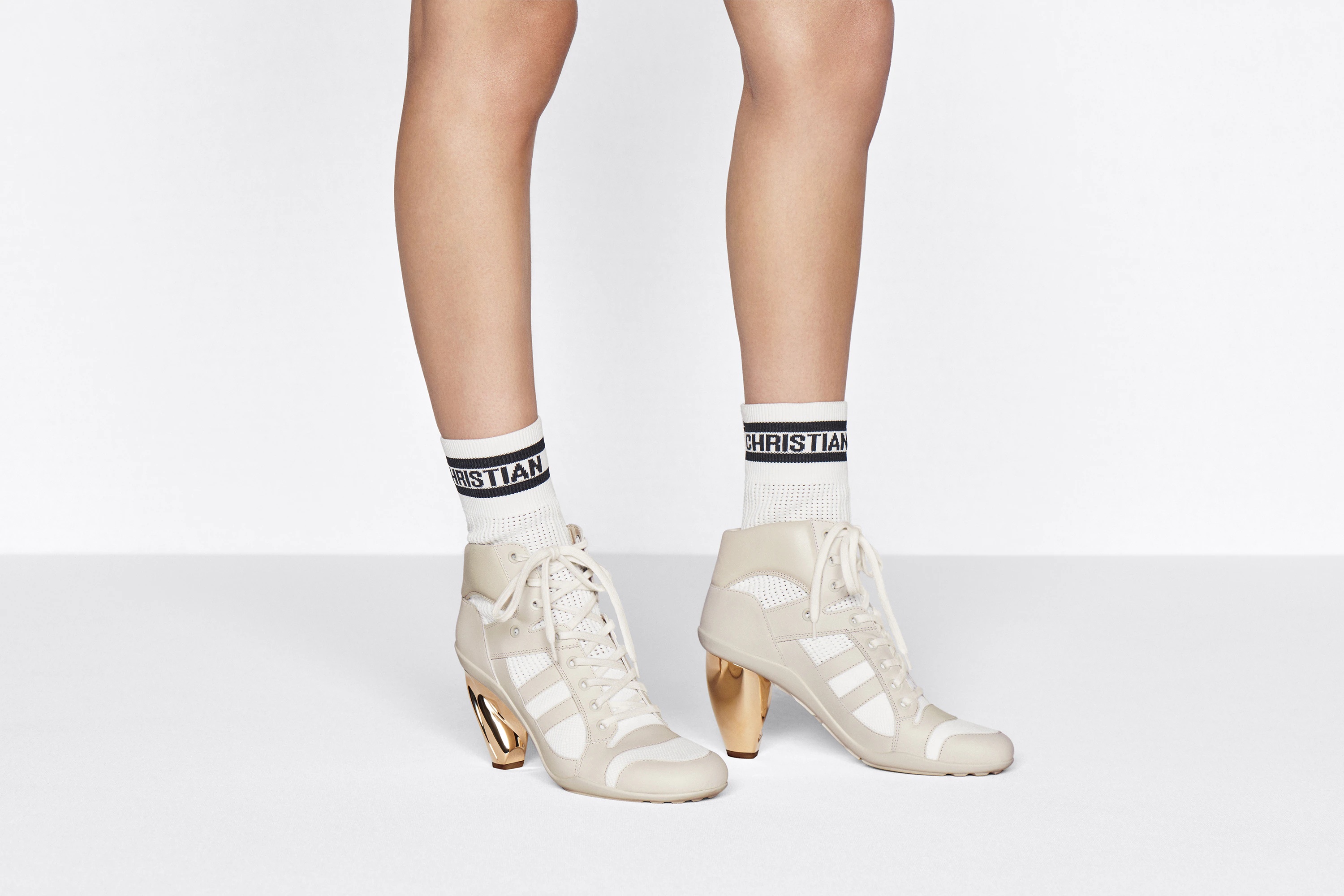D-Zenith Heeled Ankle Boot - 6